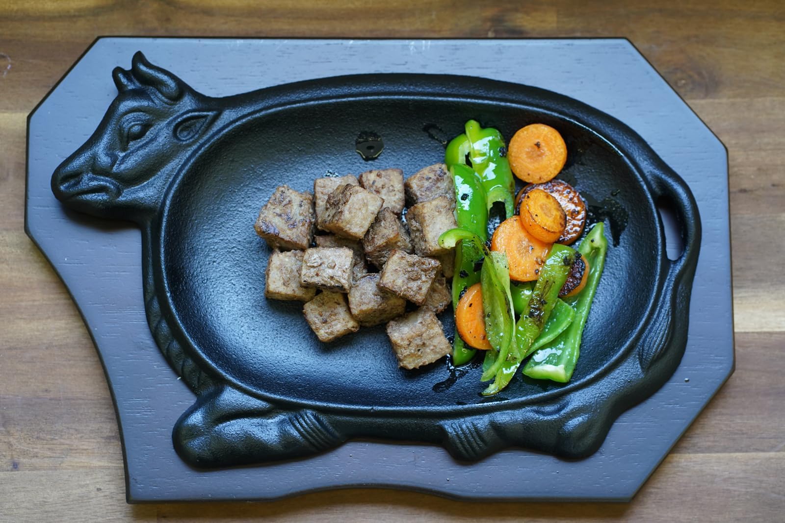 Amazon｜IK 鉄 ステーキ皿 牛｜ステーキ皿 オンライン通販