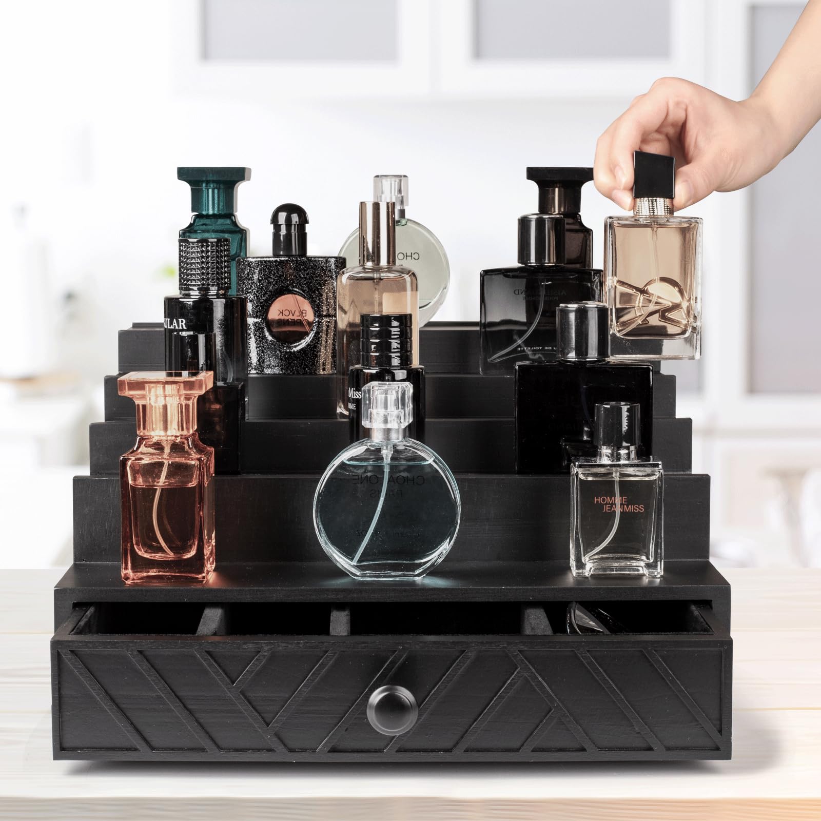 Organizador de Colonia de Madera 5 Niveles con Cajón Oculto | Estante Decorativo para Dormitorio y Baño, Expositor de Perfumes con Diseño Geométrico Moderno