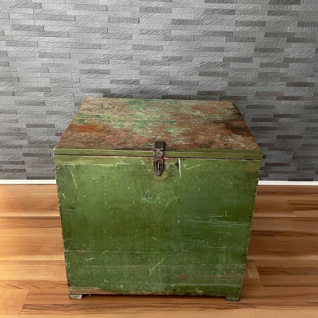 青山の人気家具店kino【レア1点物】フランス アンティークヴォレー 収納BOX 青山の人気家具店kino 1点物 フランス アンティークヴォレー 収納BOX