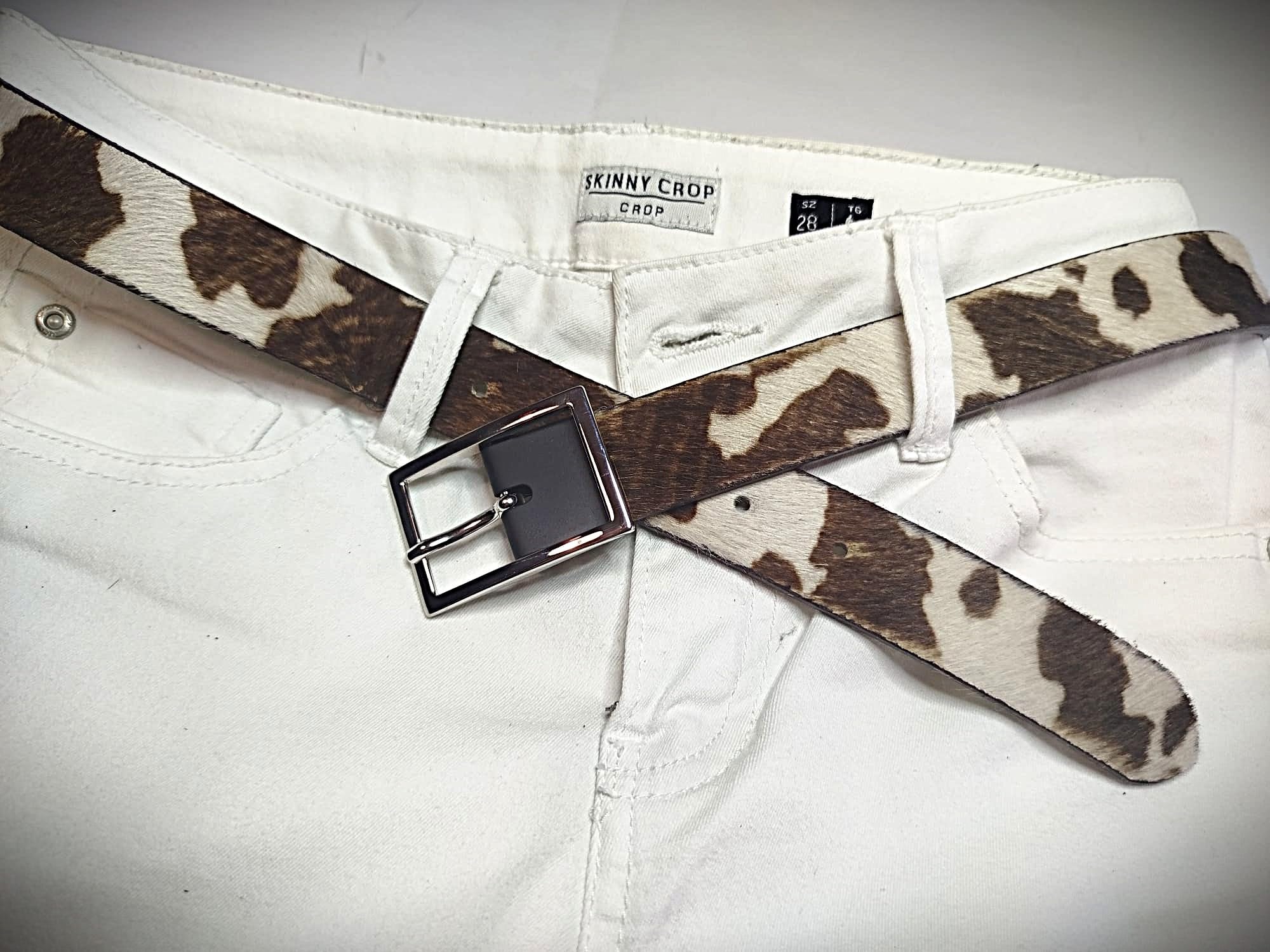 Cintura in vera pelle cavallino maculata leopardata zebrata patchwork accorciabile senza viti. confezione in cartone eco e sacchetto cotone. Made in Italy.