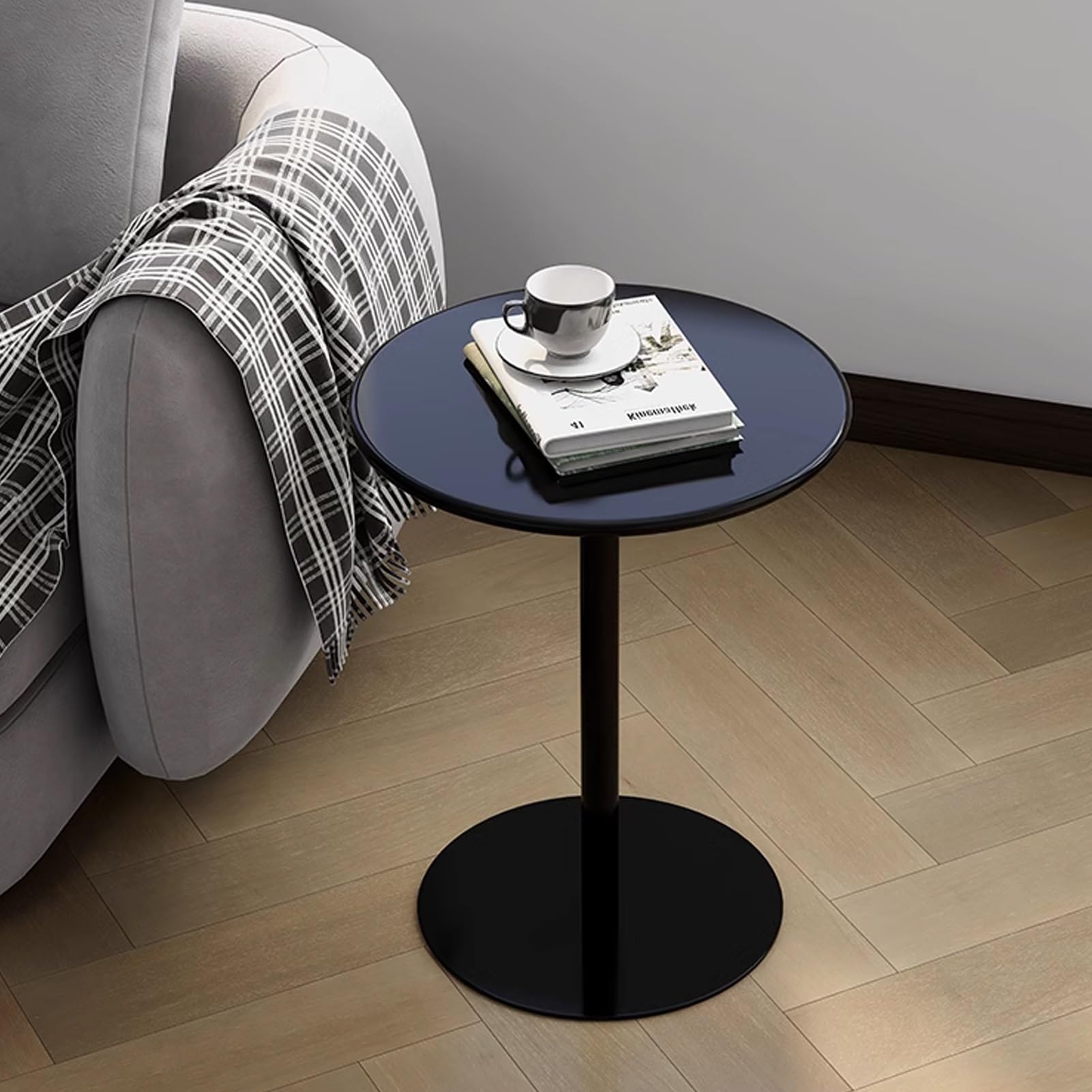 Mesa de bar de cóctel con base resistente y tapa sólida de metal
