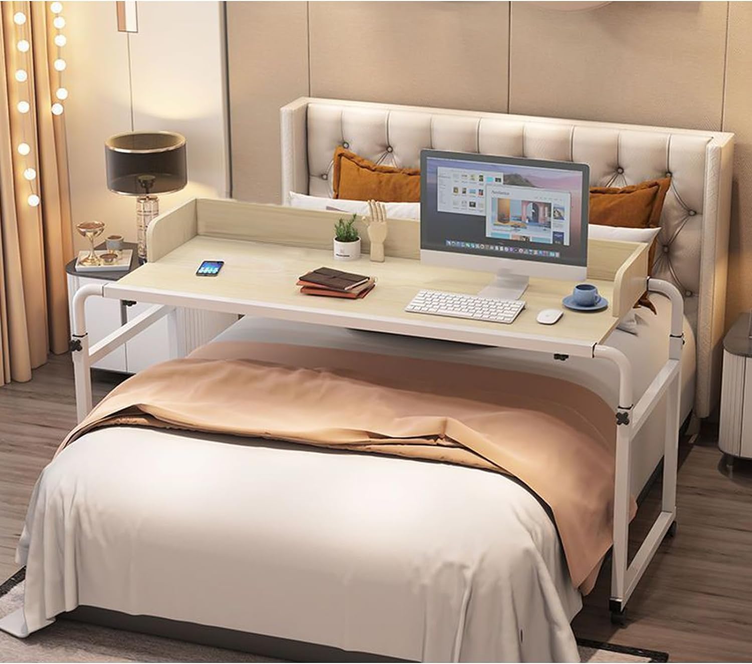 Table d'allaitement mobile pour un petit-déjeuner au lit ou travailler confortablement