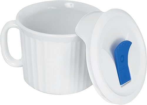 Corningware French White Pop-Ins - Taza de 20 onzas con cubierta de plástico ventilada azul, color blanco
