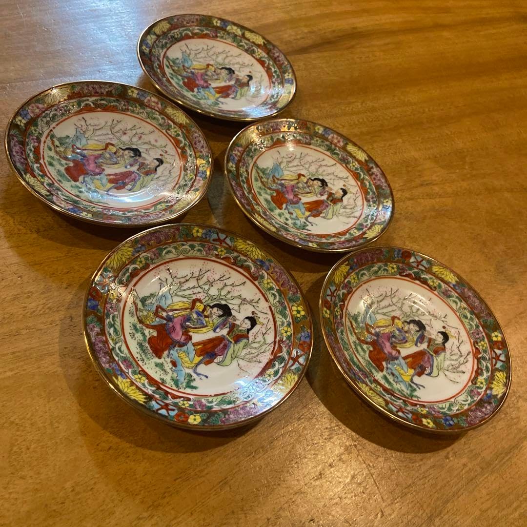 小皿花紋四角白磁3枚 江戸期 角皿 古美術 時代物 骨董品 小皿花紋四角