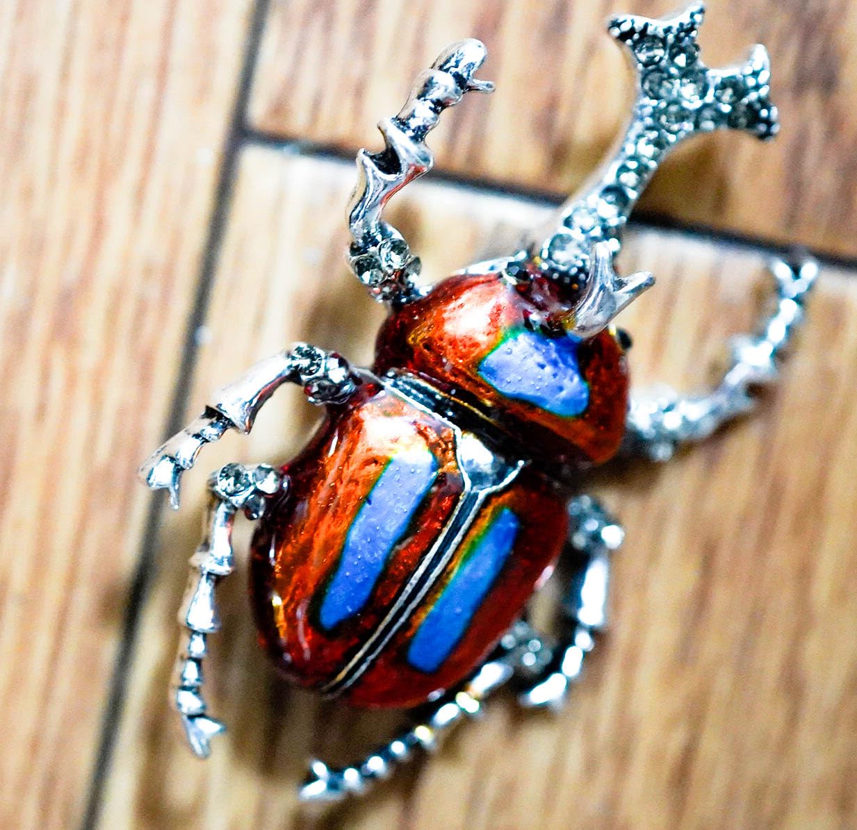 カブトムシ ピンバッジ 3体セット