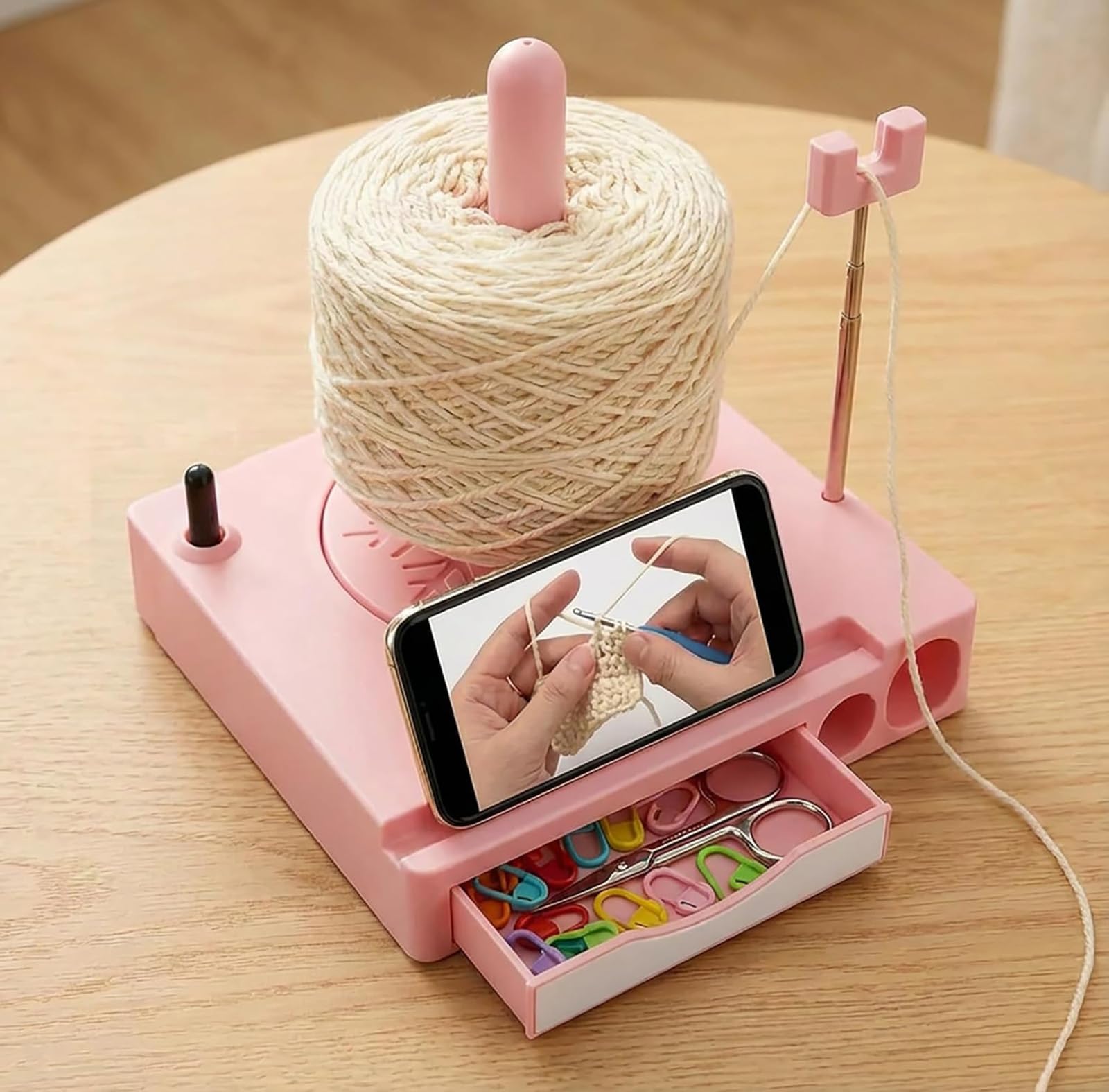 Crochet Caddy - Soporte de hilo multifuncional portátil con soporte para teléfono y caja de carrete de hilo desmontable para ganchillo y accesorios de punto