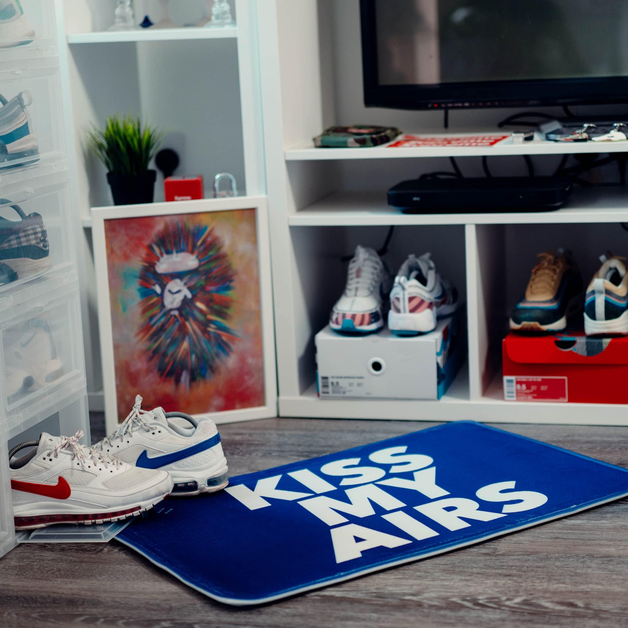 Moore Unique Products Kiss My Airs (Blue)