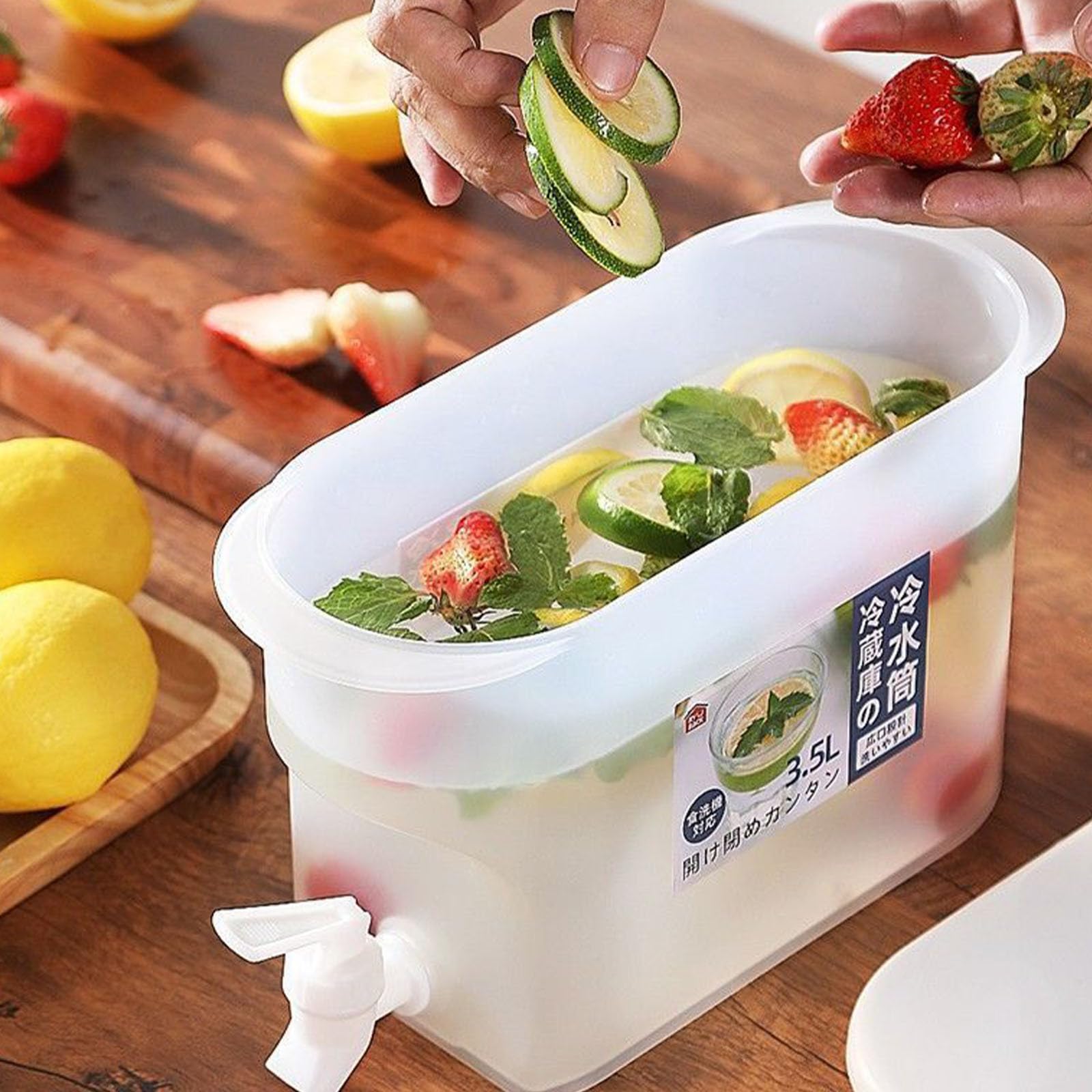 3.5L Getränkespender Kühlschrank Wasserspender mit Wasserhahn Kühlschrank Flüssigkeitsspender Kunststoff Kaltgetränke-Saft Getränkespender Krug für Milch, Eis, Tee, Cocktail, Saft, Limonade, kaltes