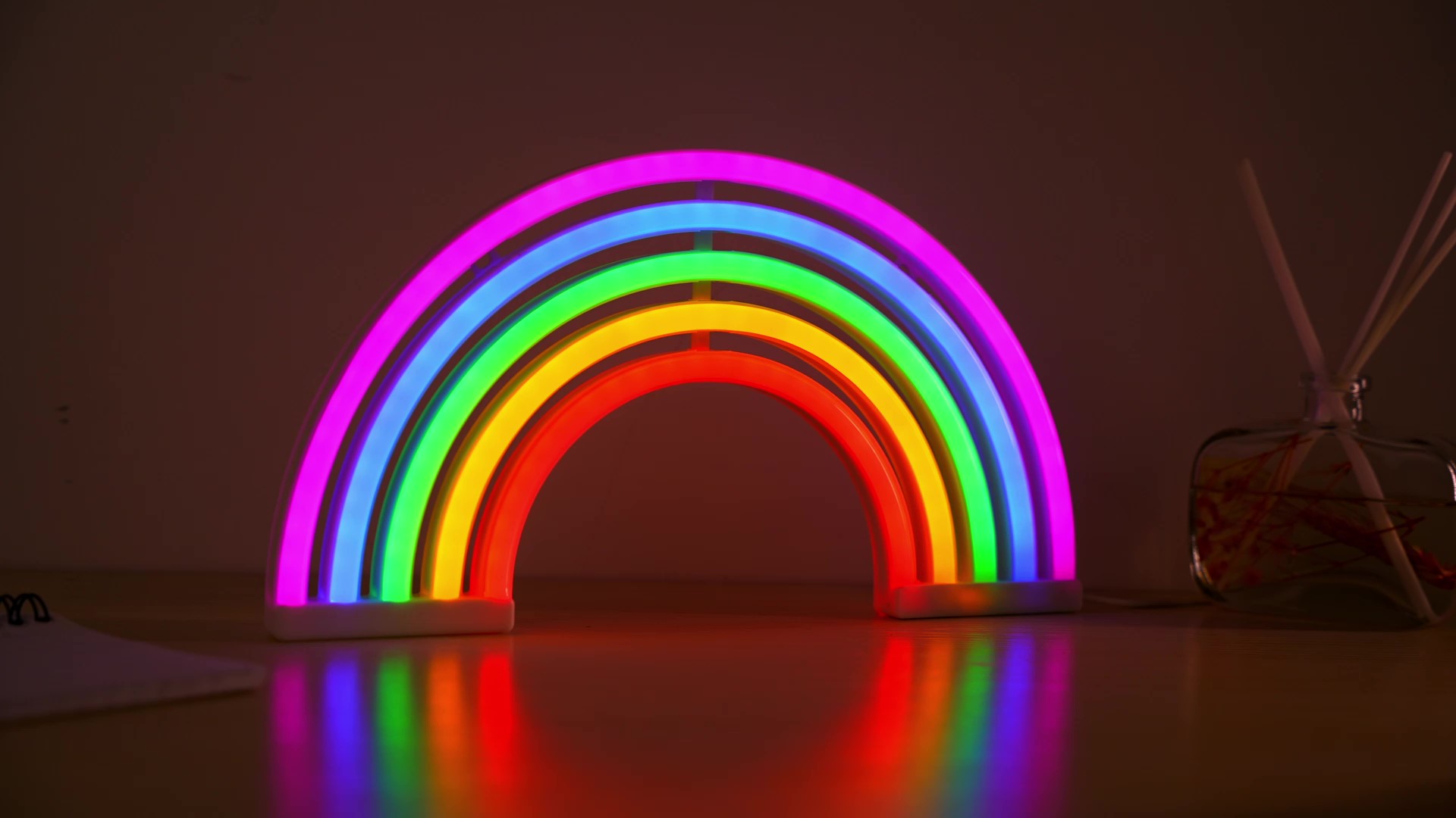 The Glowhouse Lámpara De Pared De Neón Arcoíris, Luz De Neón Montada En La  Pared Para, image size:1920x1080