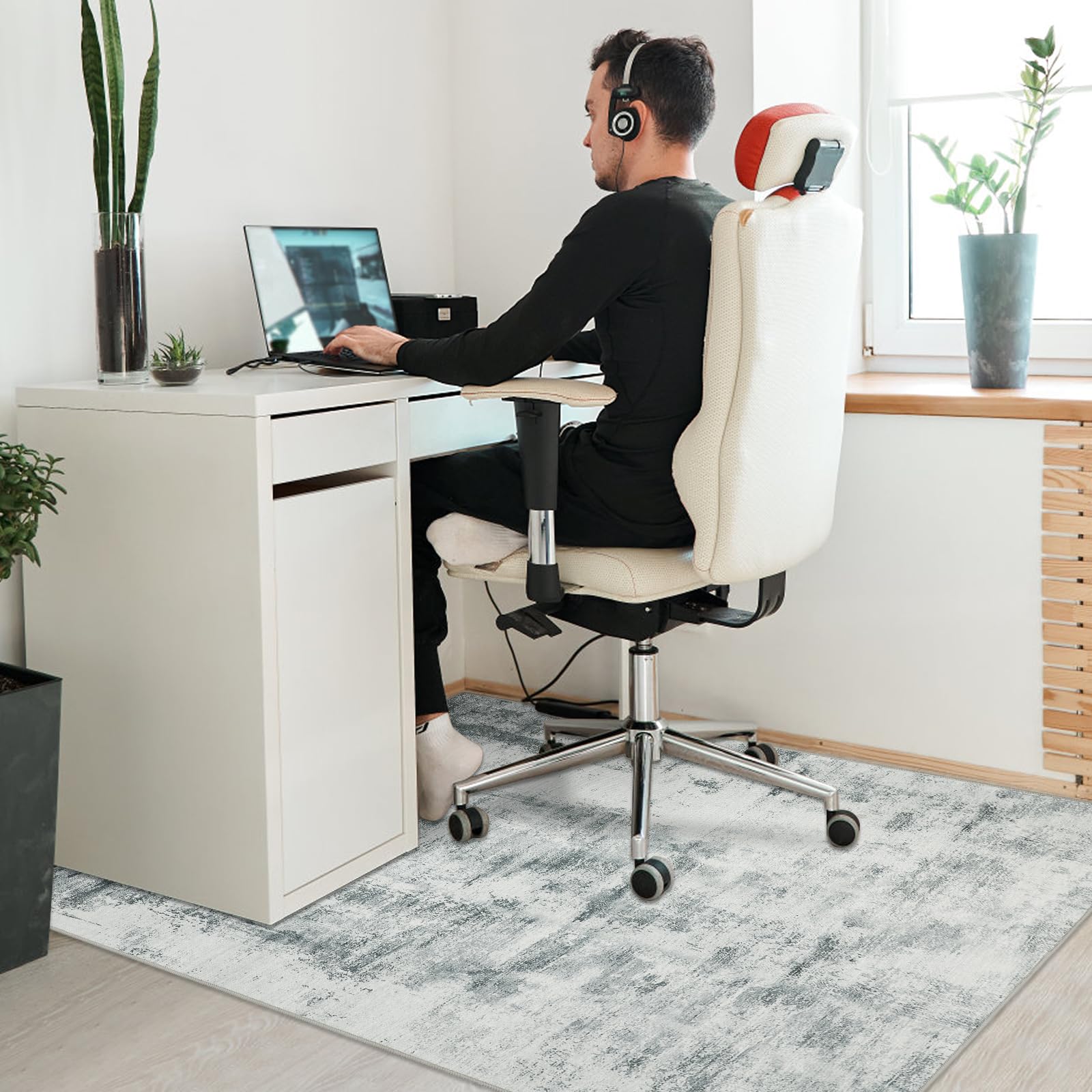 Famibay Bodenschutzmatte Grau 90x120cm Bürostuhl Unterlage Gummi Unterlage Schreibtischstuhl Matte für Büro und Zuhause Hartböden Parkett Schutz rutschfeste Waschbar Kratzfest