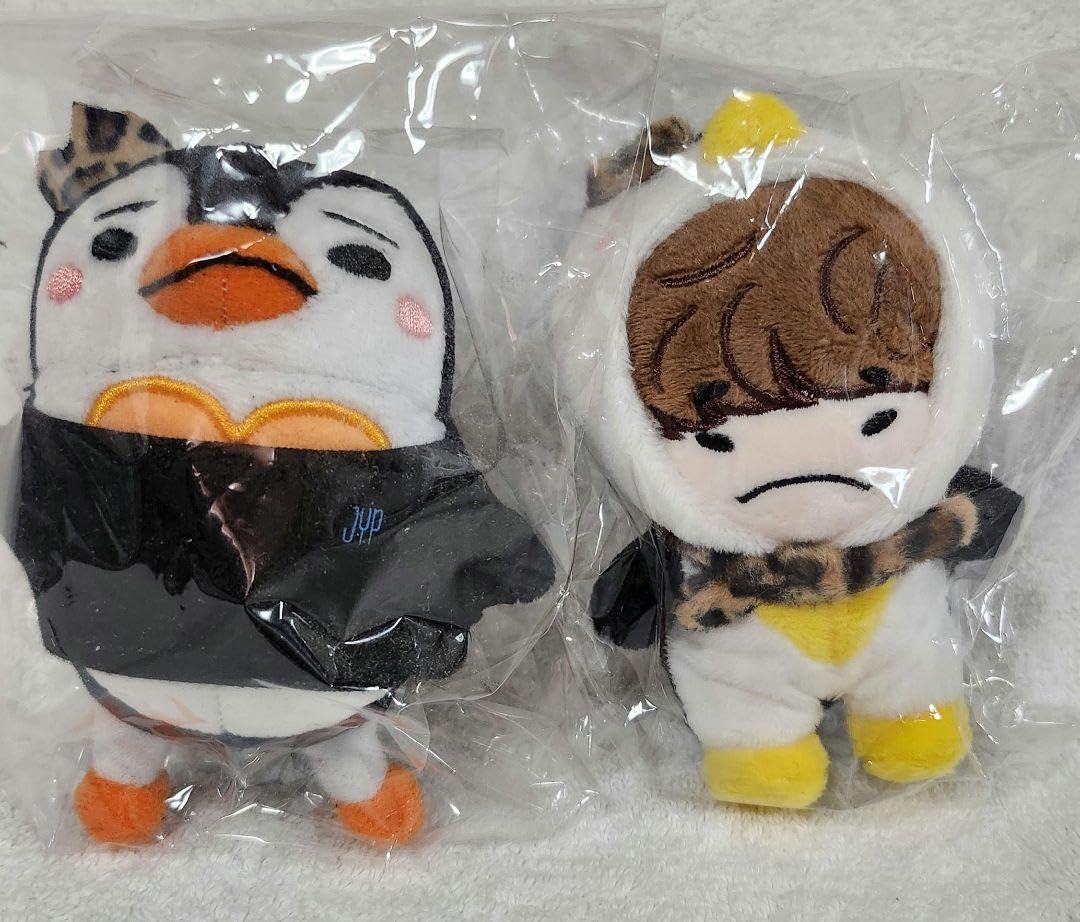 Amazon.co.jp: 2PM ジュノ イップニちゃんとペンペン10cm : Toys 