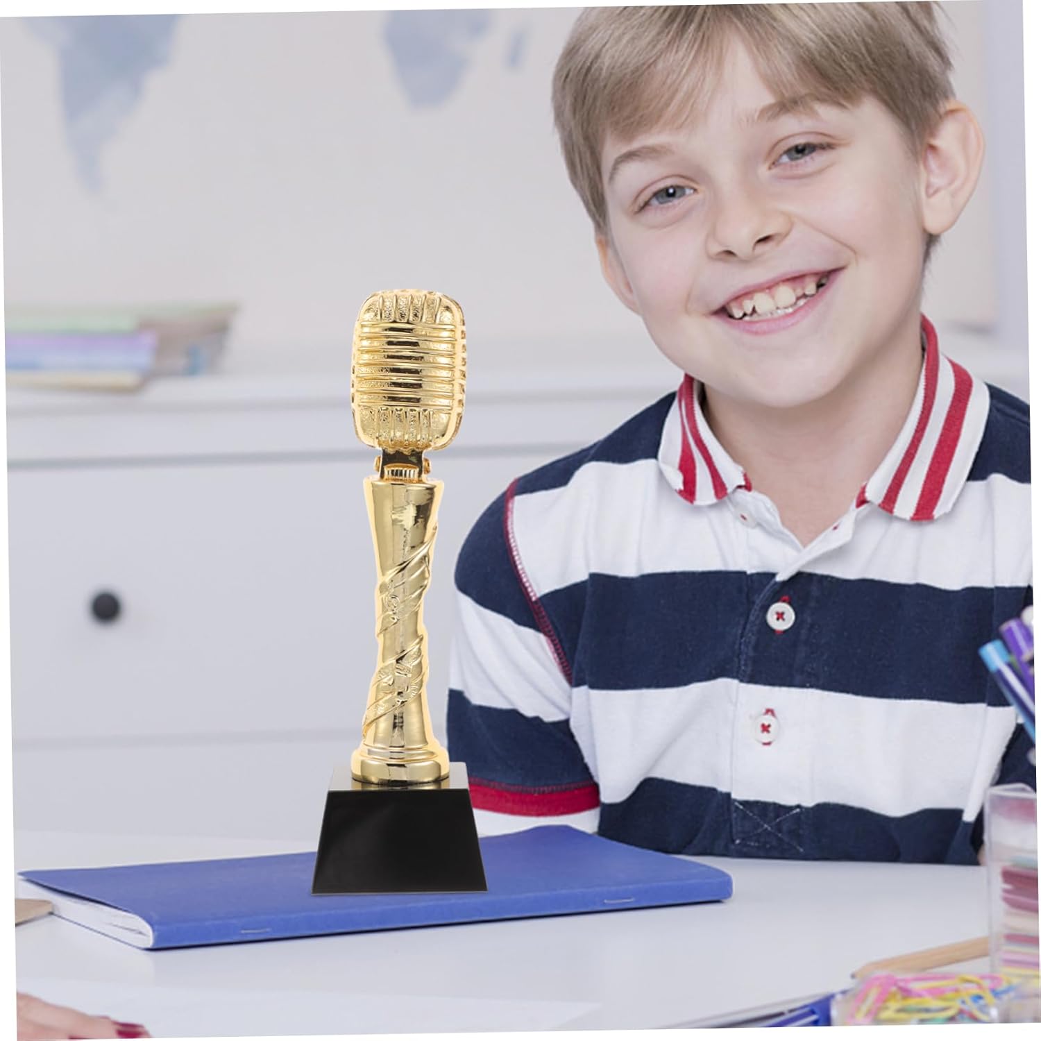 YARNOW Microphone Shaped Trophy Fake Mic Singing Contest Award Music Event Prop Aesthetic Bookshelf Decor