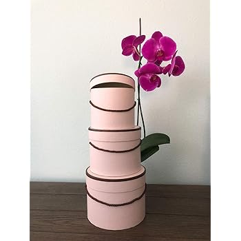 flowers in hat box usa