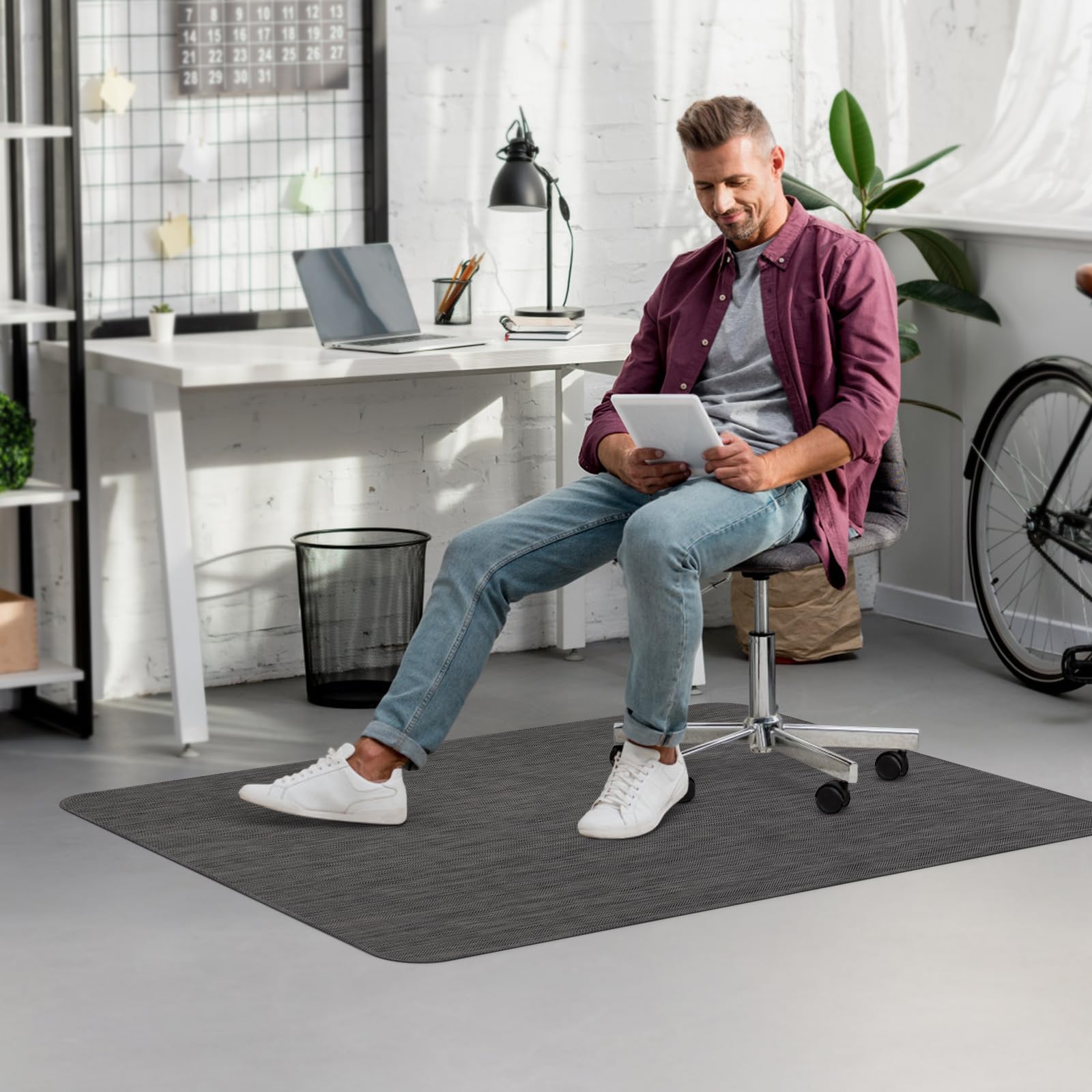 Blvornl Tapete para silla de oficina para suelo de madera dura, 45 x 53 pulgadas, tapete para silla de escritorio para suelo de madera dura y azulejos, protector de suelo duro antideslizante grande