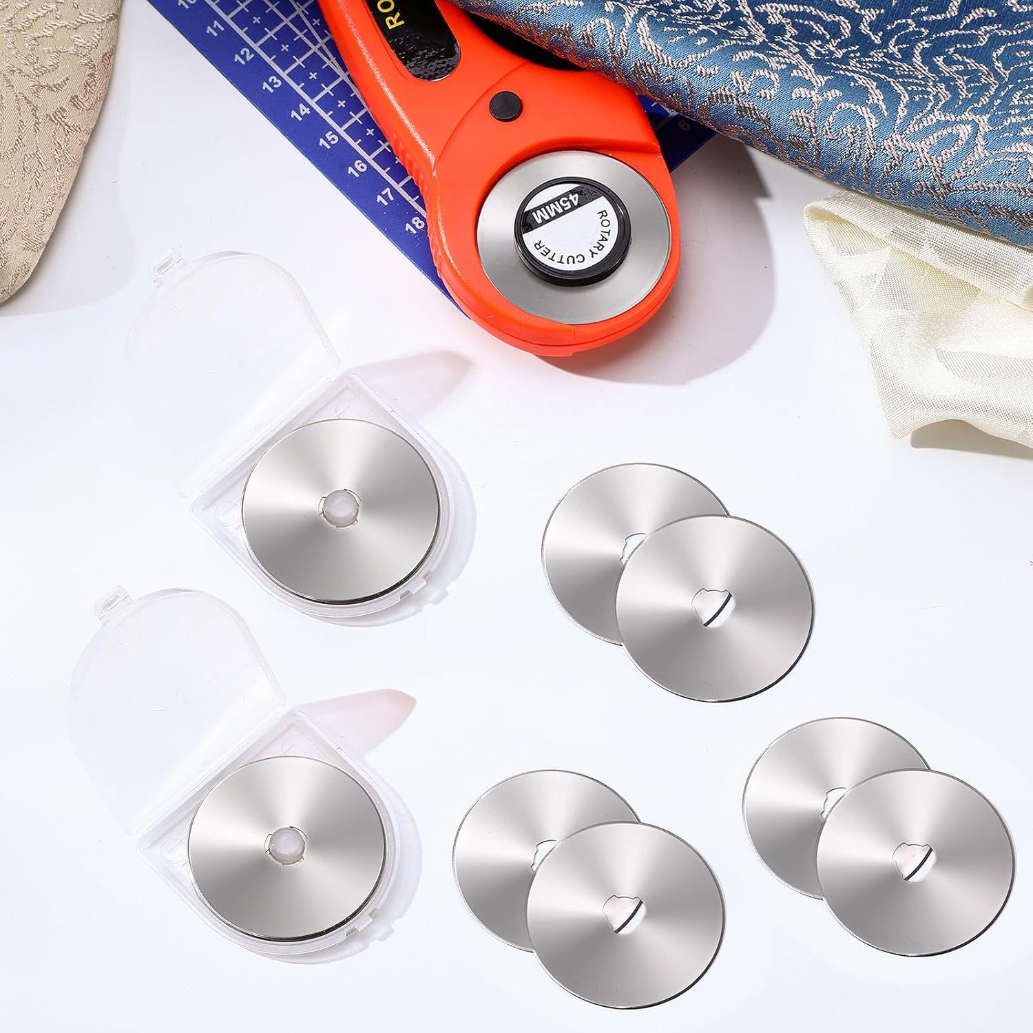 Honoson 80 Pcs 45 mm Rotary Cutter Blades Refill Steel Rotary Cutter Replacement Blades Quilting Supplies for Fabric Arts Crafts Scrapbooking Sewing Cutting Paper