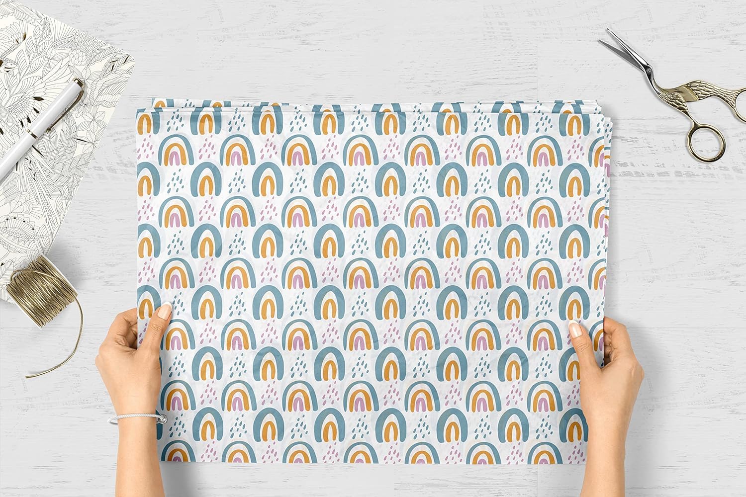 Package Mint Papel de seda arcoíris para envolver regalos (100 hojas, 20 x 30 pulgadas) - Papel de seda decorativo para bolsas de regalo, embalaje y pequeñas empresas