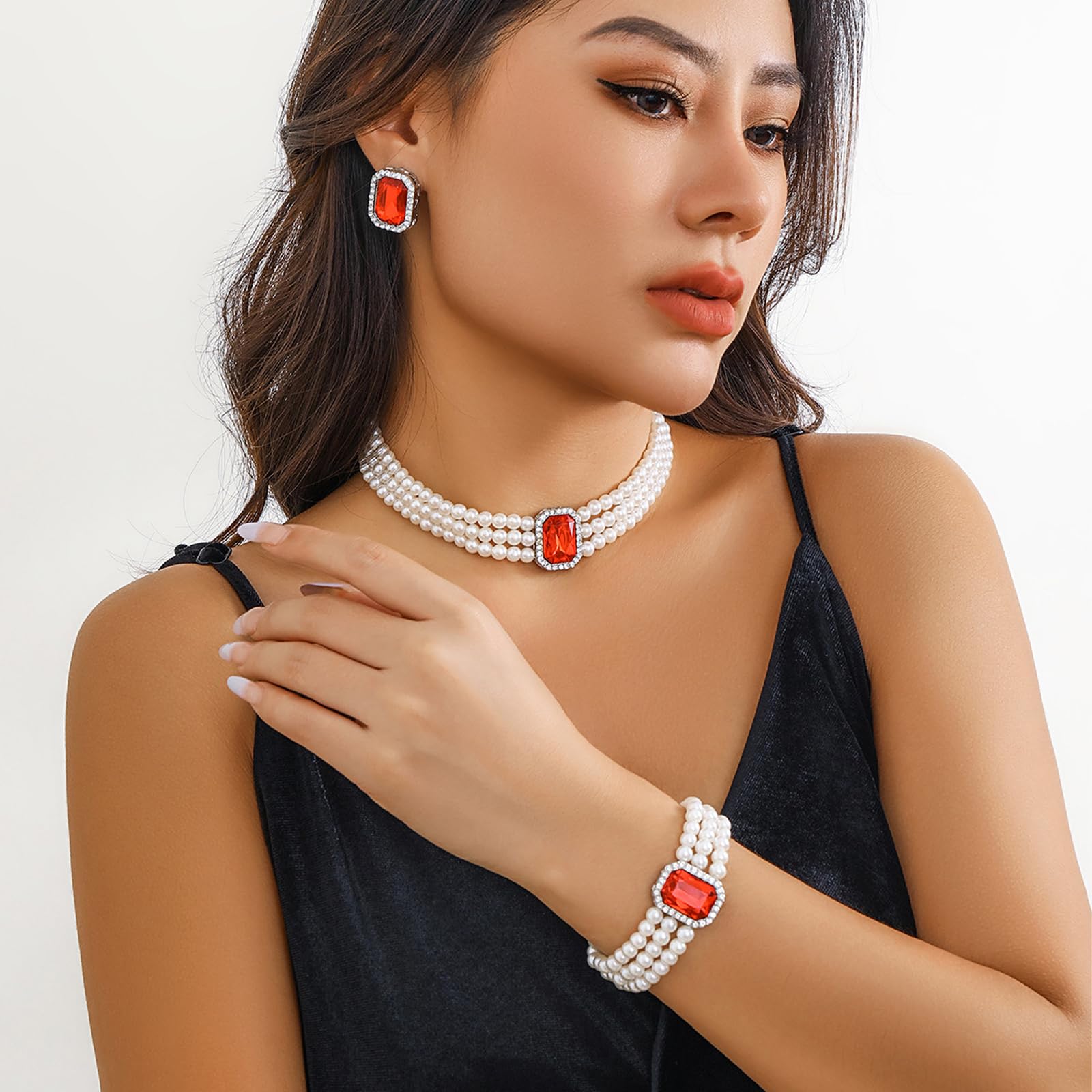 Conjunto de Joyas Perlas Mujer 3 Piezas Multicapa Collares y Pulseras de Perlas Pendientes de Cristal Geométricos Vintage Juego de Joyas para Fiestas Bailes de Graduación Bodas Festivales