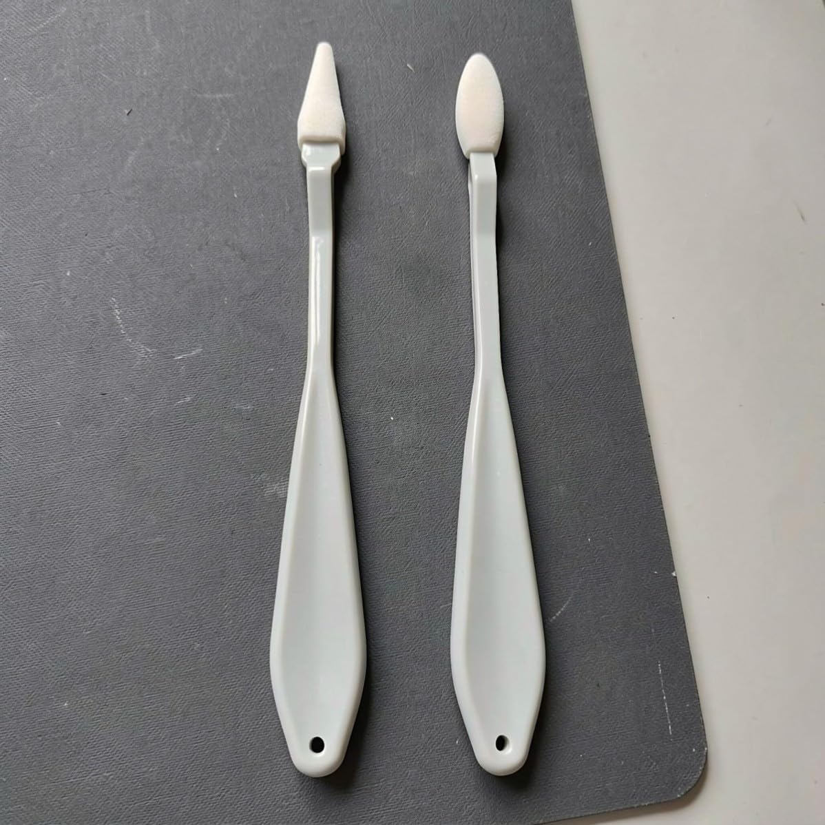 Art Blending Tool for Students with Conical Tip and ABS Handle