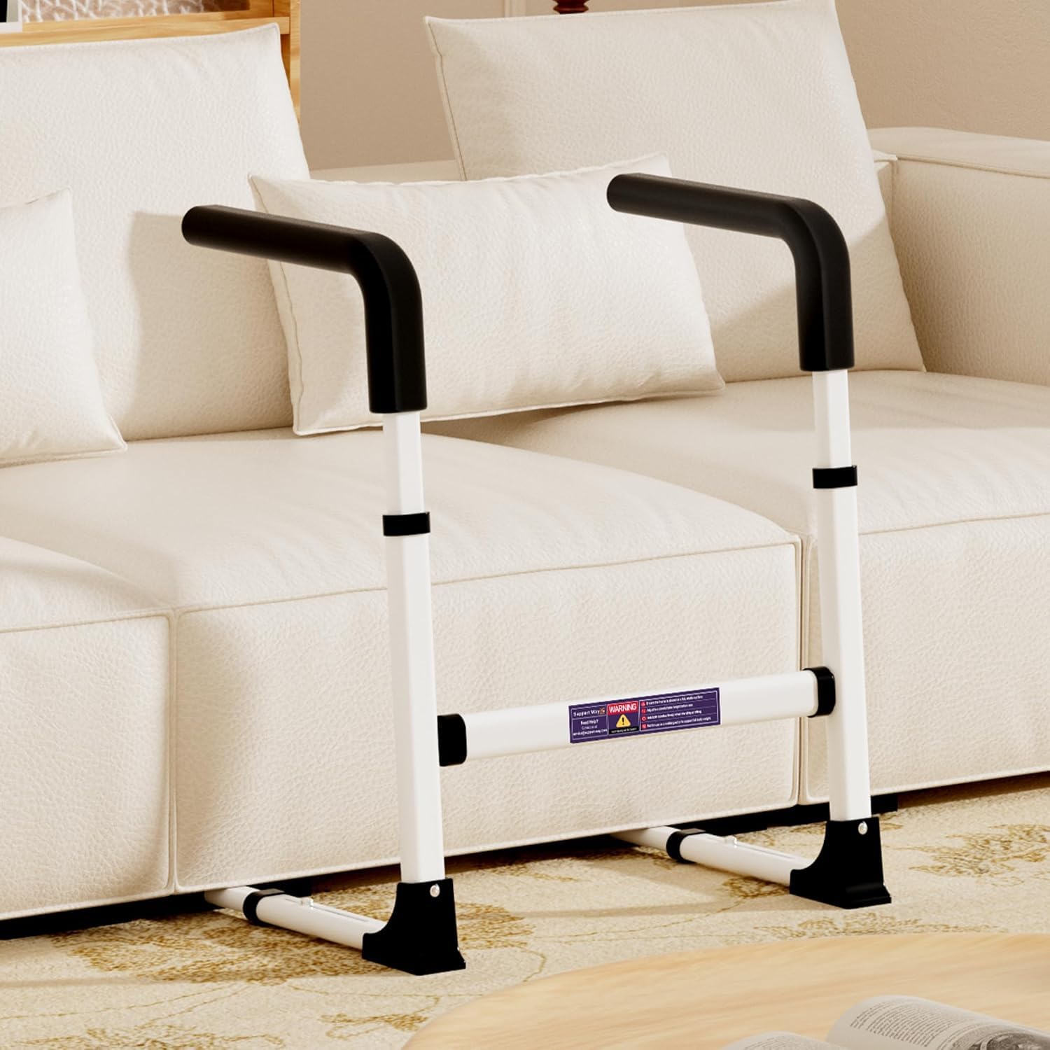 Aufstehhilfe für Senioren vom Sofa ist höhenverstellbar