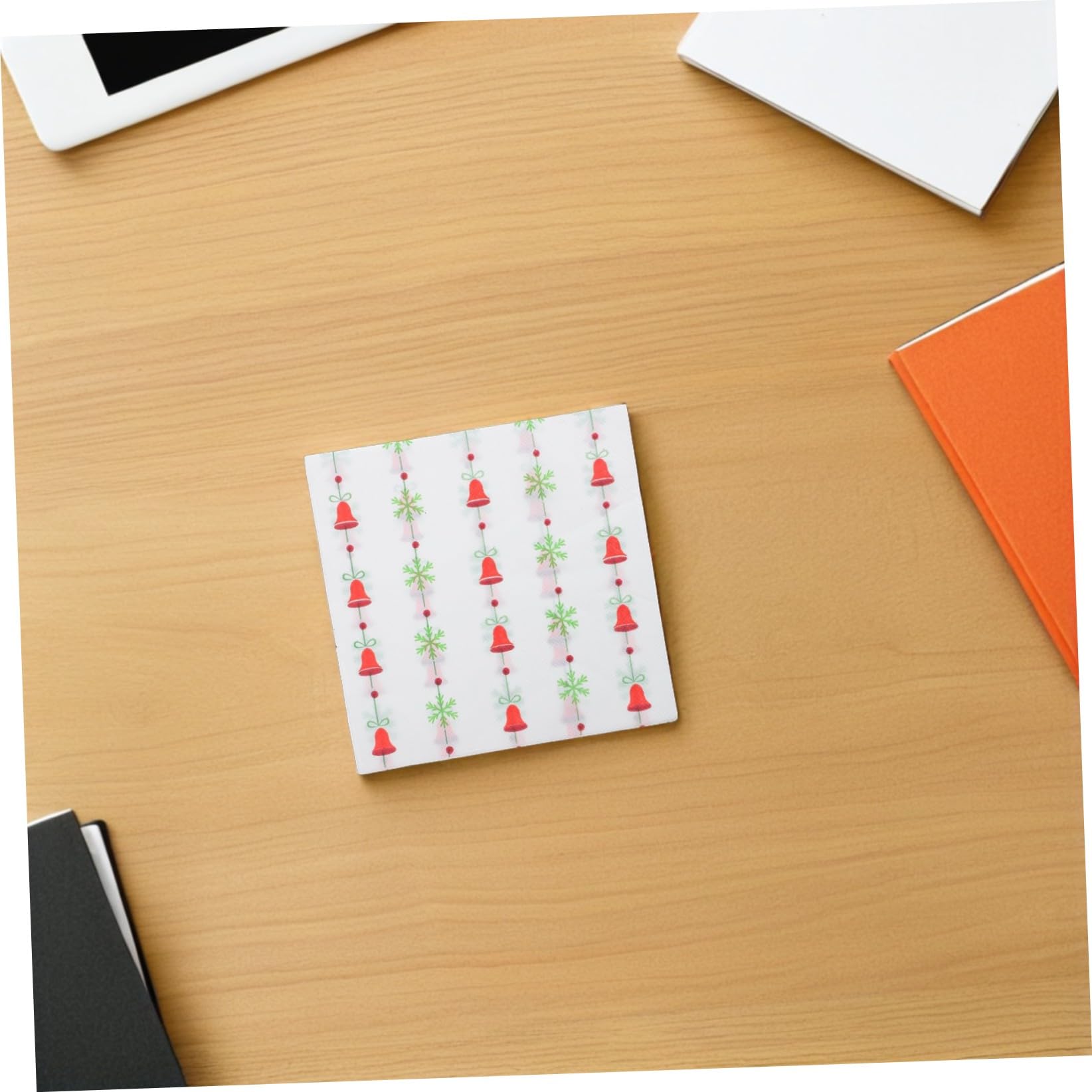 120 Servilletas Navideñas: Servilletas Navideñas Con Un Diseño Único De Campanas - Papel Absorbente Desechable Para Reuniones Navideñas