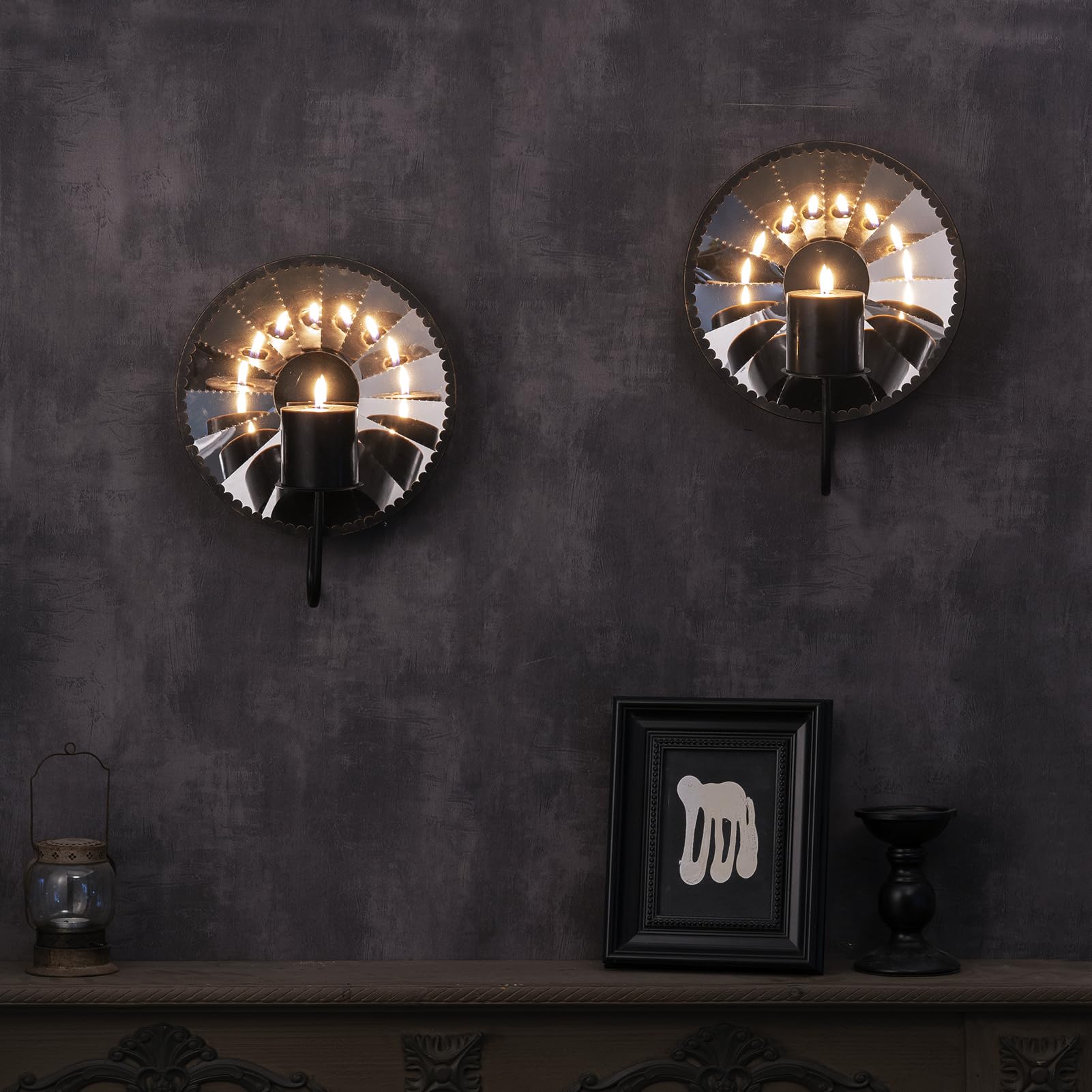 Wandkerzenhalter aus Metall, 2er Set, Gotischer Stil, 30cm H x 27.5cm W x 12.5 D, Schwarz, Reflektierende Wanddekoration