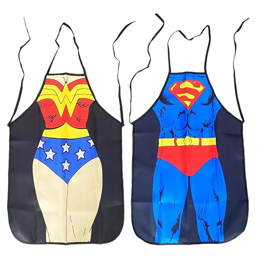 YNR Schürzen Lustige Neuheit Schürzen Küchenschürze mit Superman und Wonder Woman Wasserdichte Haus und Küche Schürzen Geschenke für Paare Freunde (2Stück)