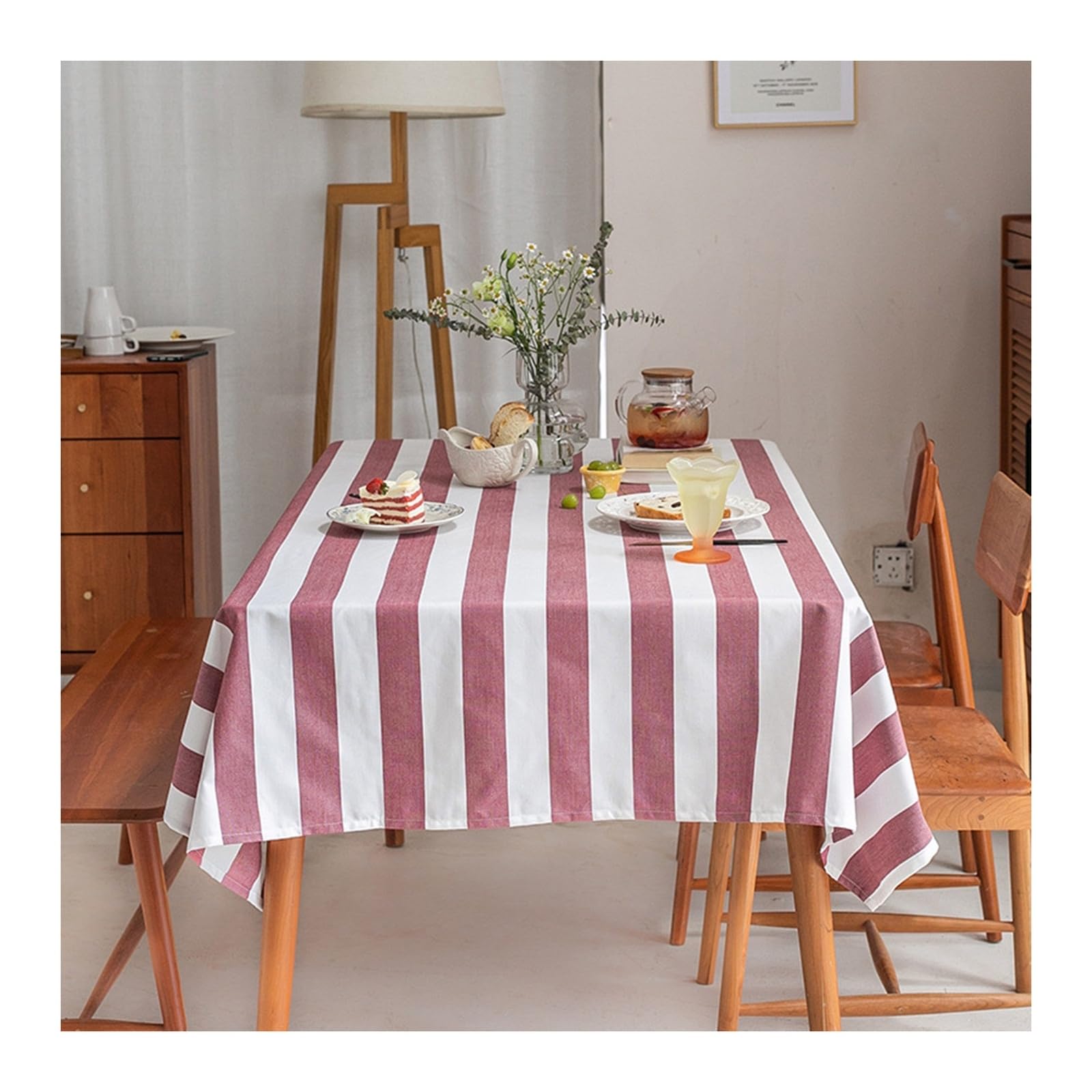 Nappe de table anti-tache rose à rayures 135x180 imperméable et facile à nettoyer au quotidien