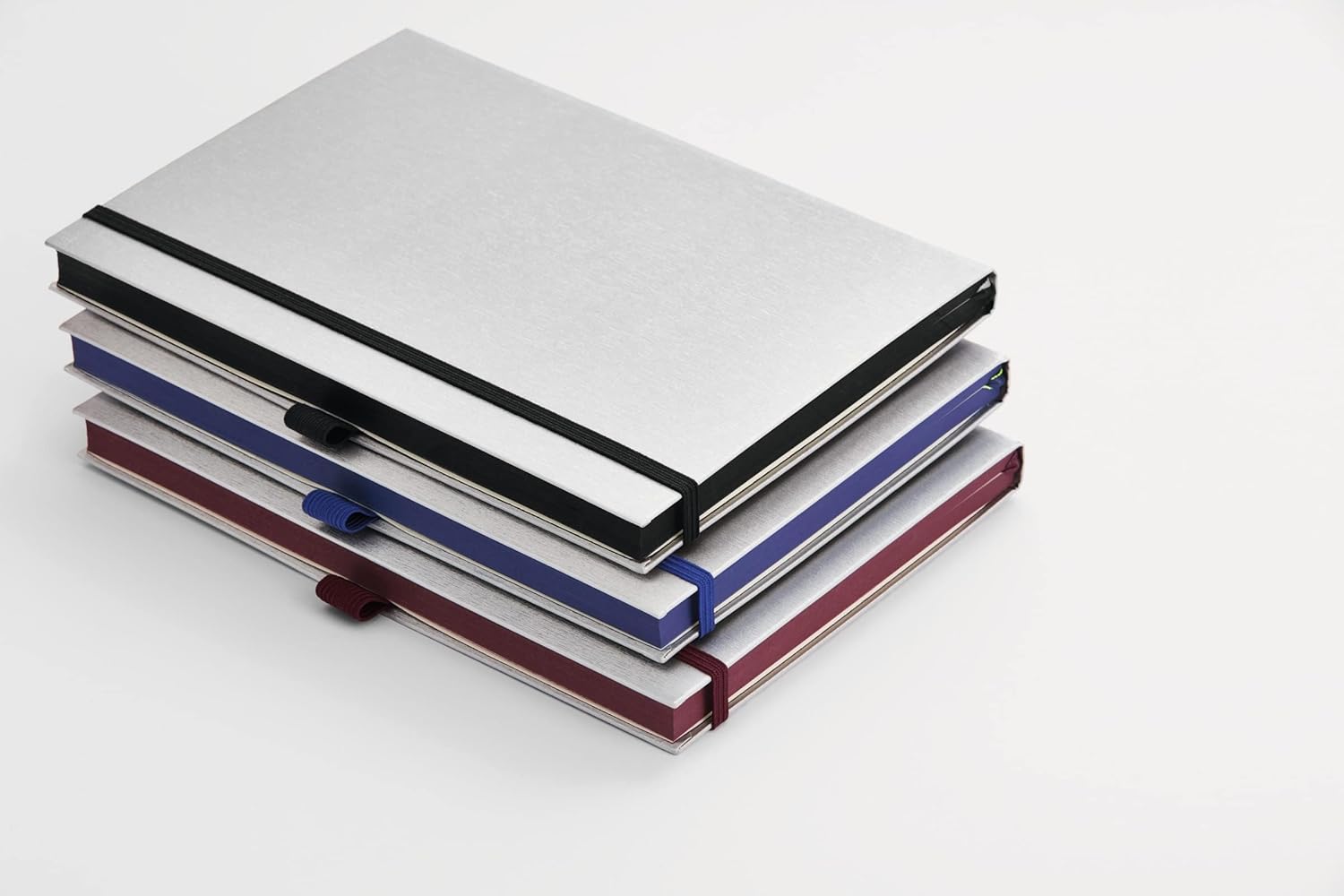 Lamy Paper blanco Hardcover A5 Notebook 810 – Format DIN A5 (145 x 210 mm) in Brushed Metal Look without Ruling, 192 Pages and Elastic Closure Strap