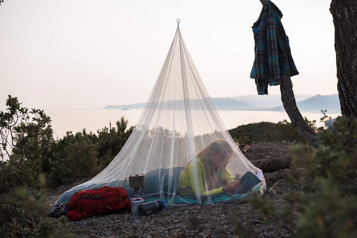 Care Plus Moustiquaire Imprégnée, 1 Personne, Voyage et Camping, Imprégnation Longue Durée, Wedge, Blanche