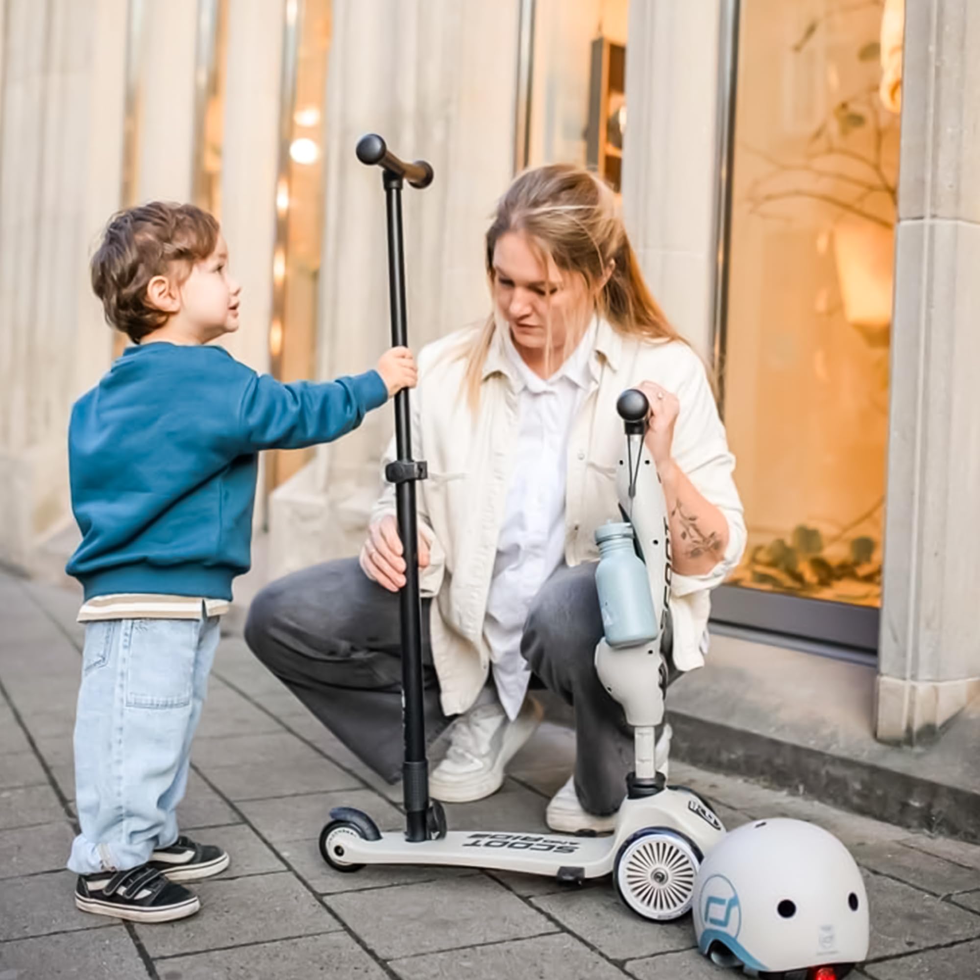 Scoot and Ride Highwaykick 1 Push & Go Cendre - 2-en-1 avec siège & Barre de poussée - Hauteur réglable - pour Enfants de 1 à 5 Ans - personnalisé avec prénom