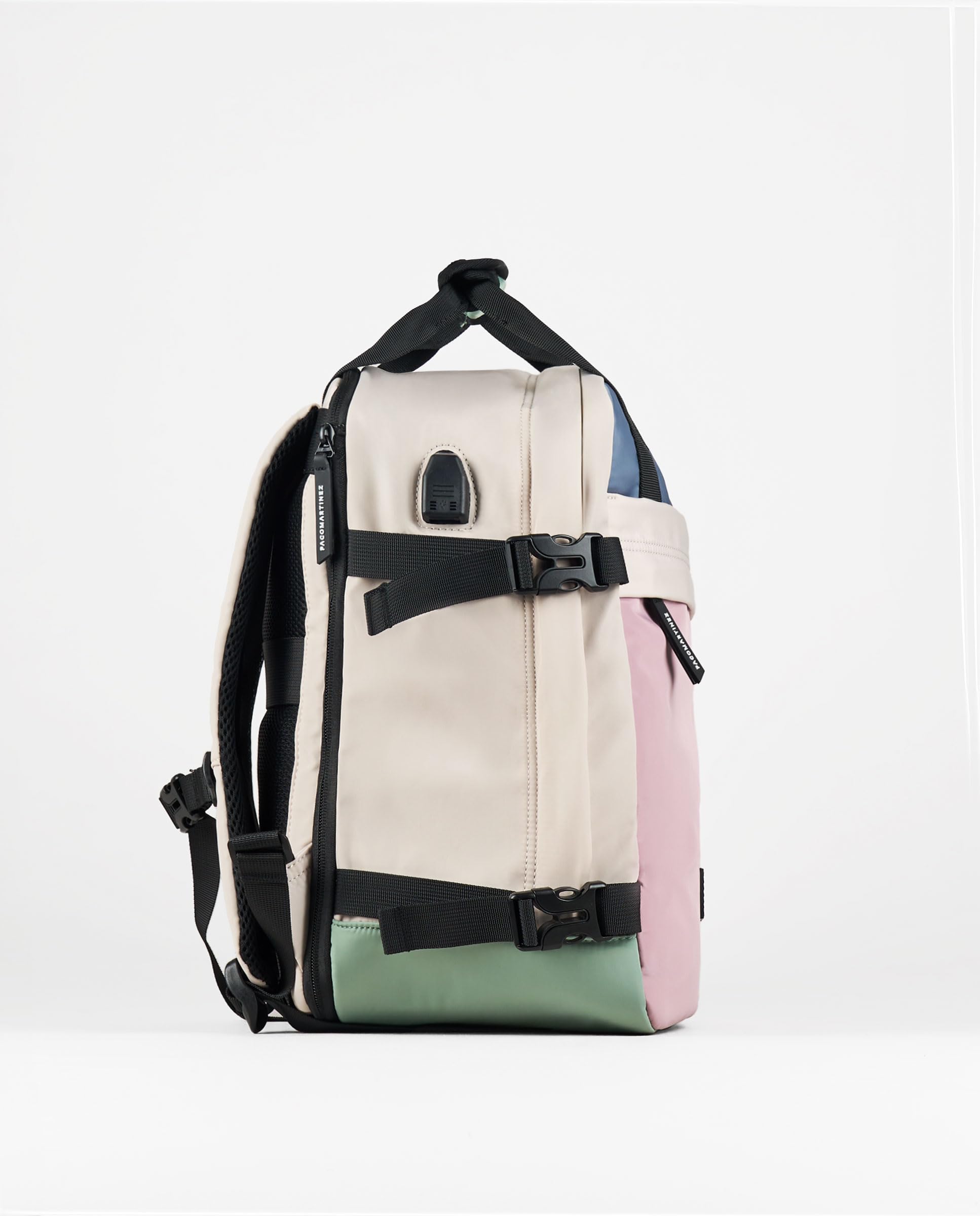 PACO MARTINEZ Mochila de Viaje Expandible 18-27 litros, Equipaje de Cabina con Compartimentos Amplios y Múltiples Bolsillos, Puerto USB, Espalda Acolchada y Transpirable, Multicolor