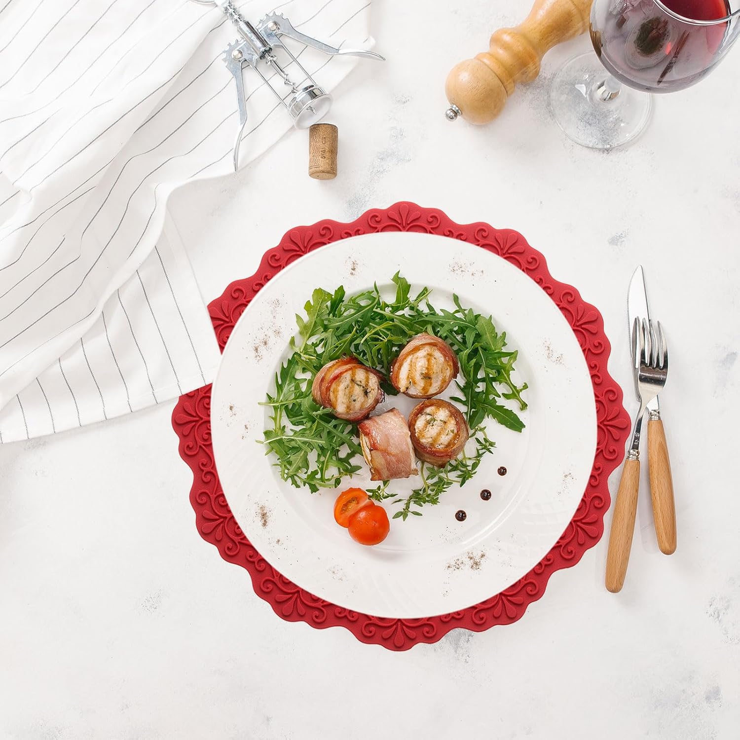 uxcell Round Silicone Placemats Set of 2, 14" Place Mats for Dining Table Heat Resistant Waterproof Oil Proof Kitchen Placemats, Red