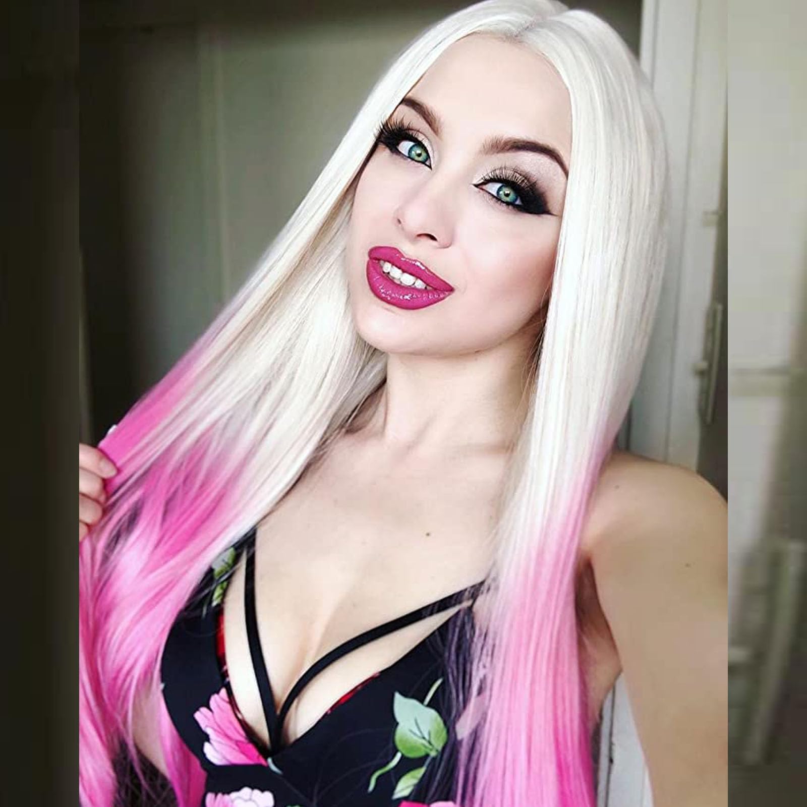 Ombre Pink Beauty Lacefront Wig 22-24 inches!! 20 Inch Ombre Fuchsia Pink Wig: Human Hair Blend Lace Front  main image 3