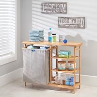 mDesign Bambusz Fürdőszobai Polc Szennyestartóval - Kivehető Mosodai Kosár Fogantyúkkal - Vízálló Tárolórendszer Mosószereknek - 100x32x80 c 7