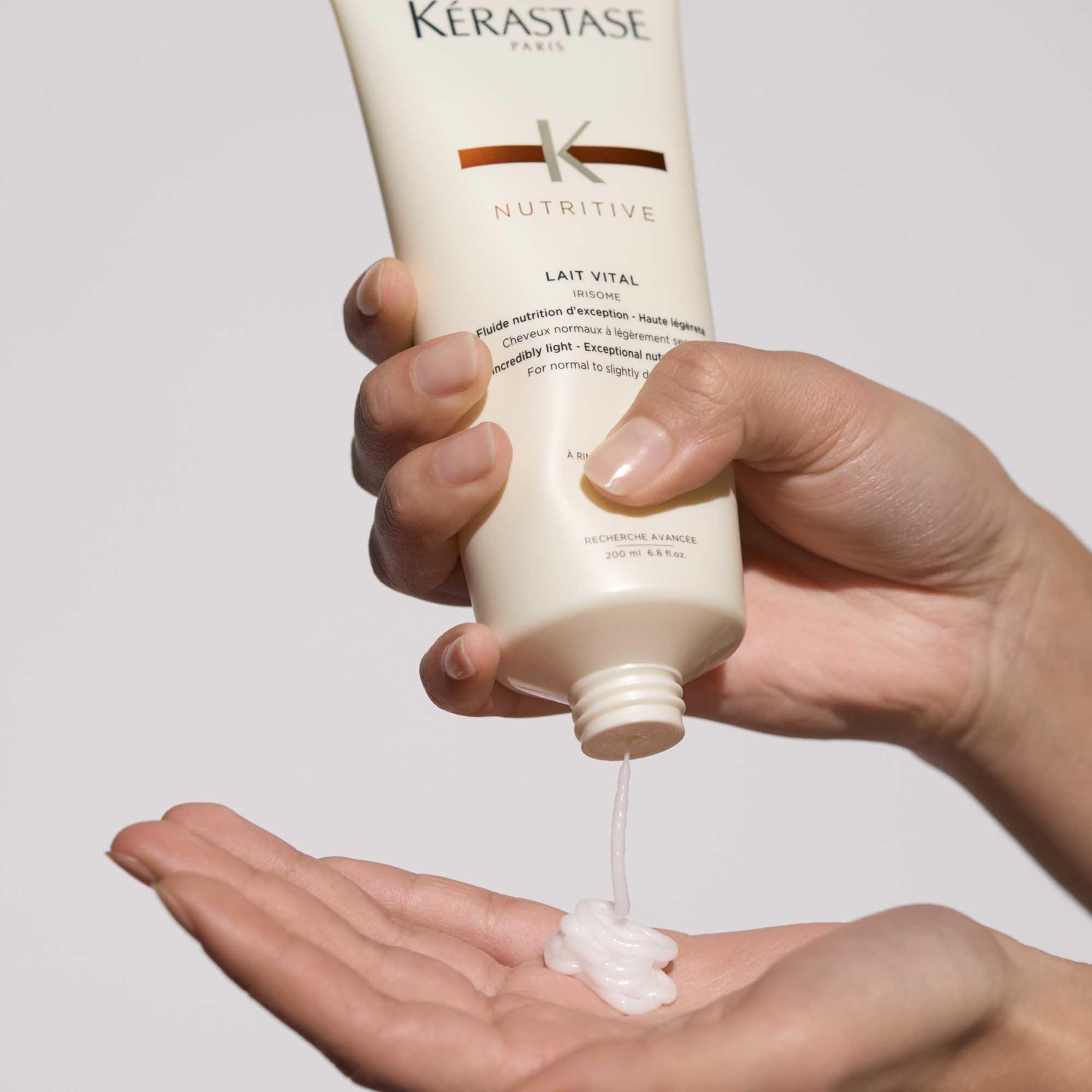 Kérastase, Nutritive, Balsamo Nutriente, Per Capelli Fini, Normali o Leggermente Secchi, Lait Vital, 200 ml