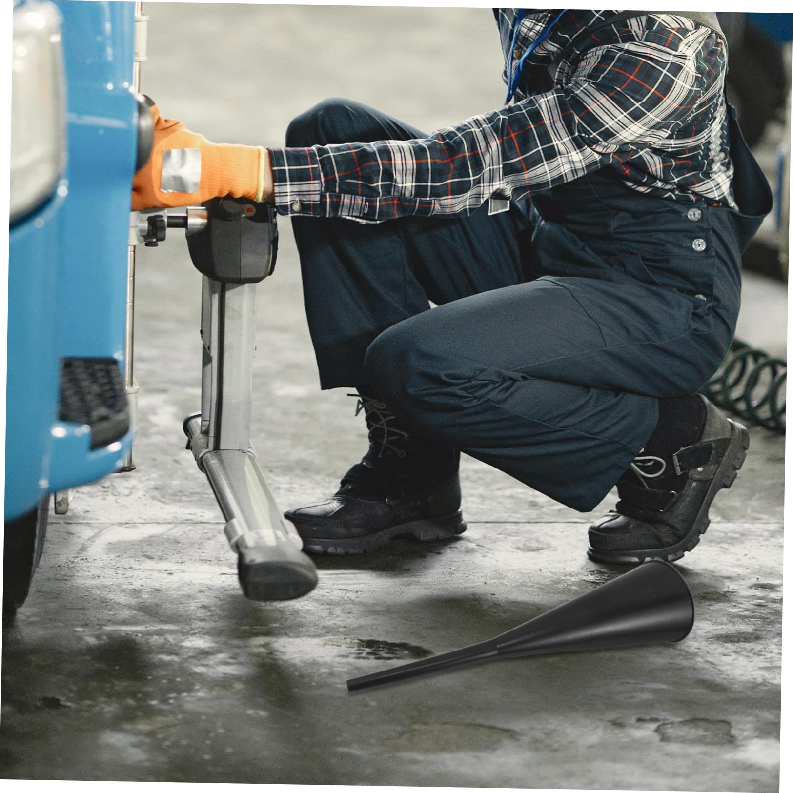 Embudo de Plástico de Cuello Largo Negro, 4 Piezas para Coche | Boquilla Flexible y Boca Ancha, Apto para Agua y Moto, Vertido Preciso de Lubricantes