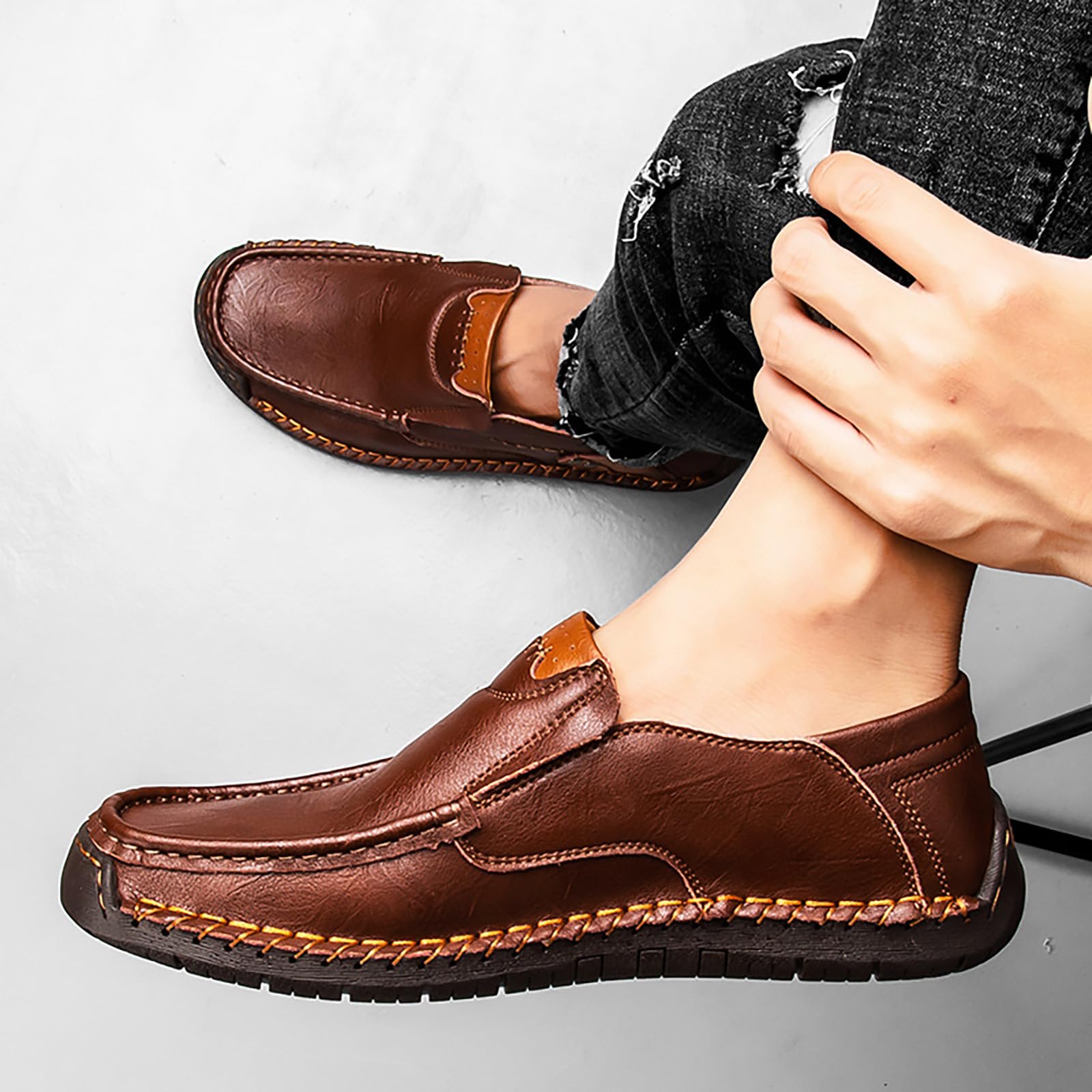 Mocasines de piel para hombre, cosidos a mano, zapatos de barco, zapatos de ocio, antideslizantes, para exteriores, resistentes al desgaste, zapatos de senderismo, suelo plano, transpirables, zapatos