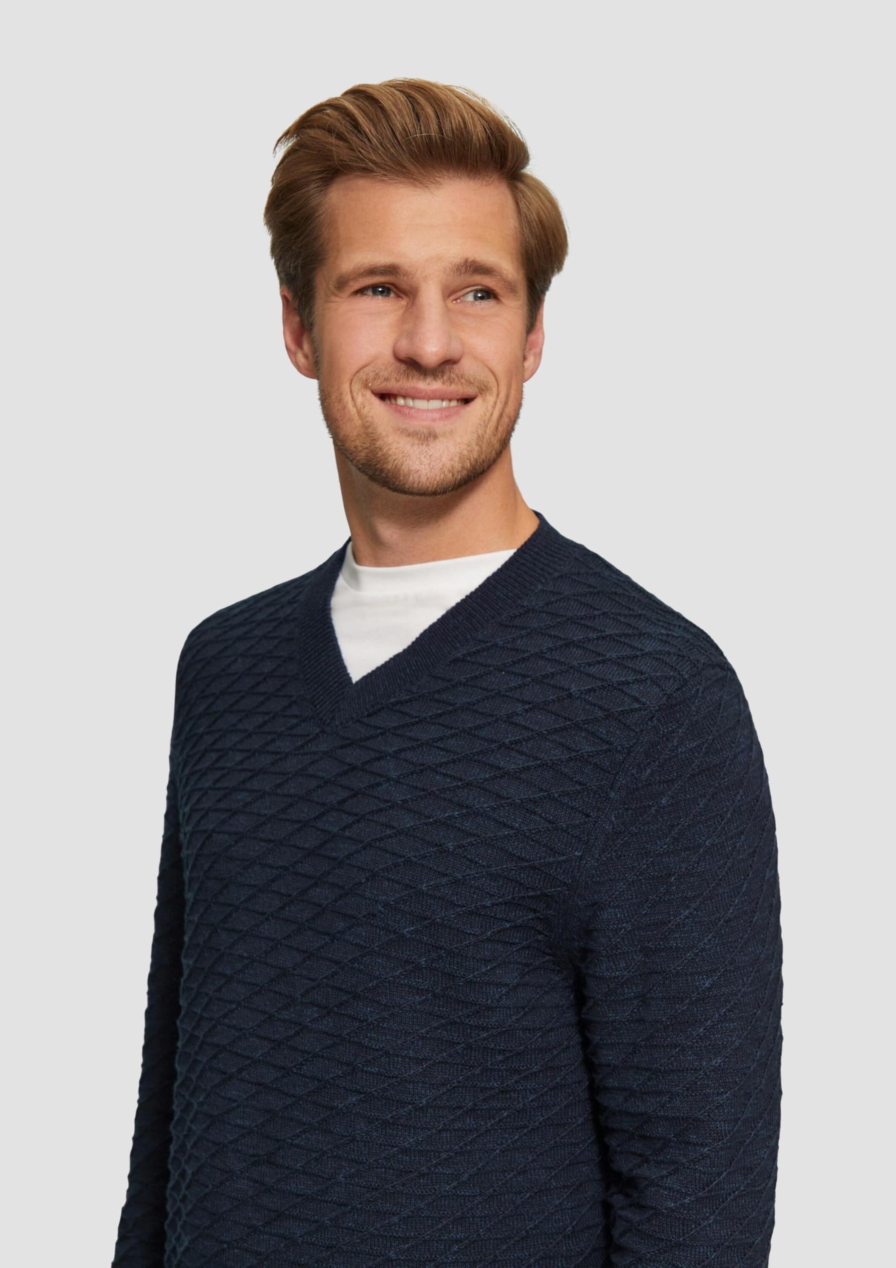 s.Oliver Strukturierter Pullover mit V-Ausschnitt