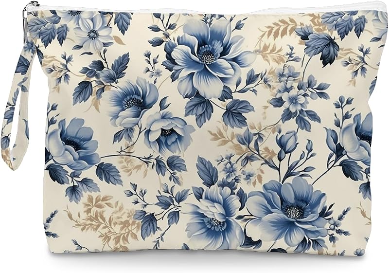 Necessaire Fokongna com estampa floral Vintage Denim Blue Floral, fechamento com zíper e alça