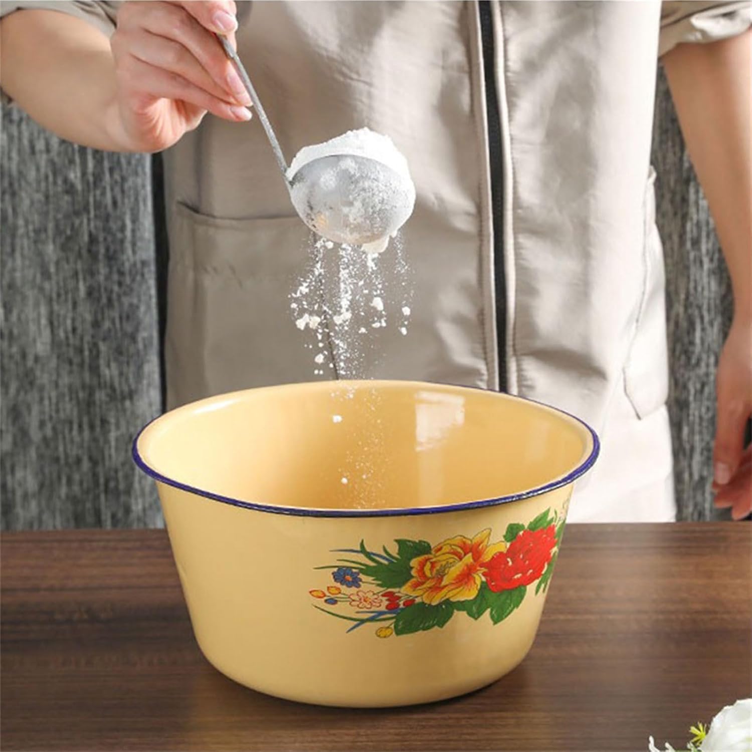 Mixing Bowl for Cooking and Serving Large Capacity Chinese Cake Basin with Lid Food Enamelware Kitchen Supplies Vintage Bowl