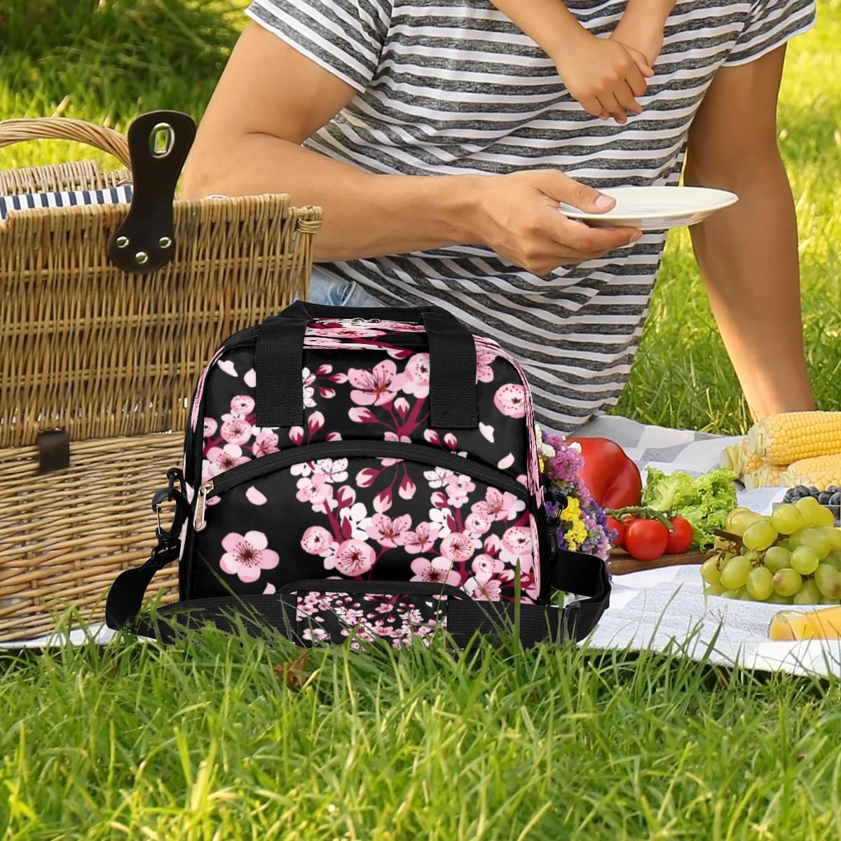 Cherry Blossom Lunch Box Bags Insulated/Cooler Bag for Women Men Girls Boys Floral Japanese Tote Lunch Bag with Adjustable Shoulder Strap for Office Work School Picnic Beach