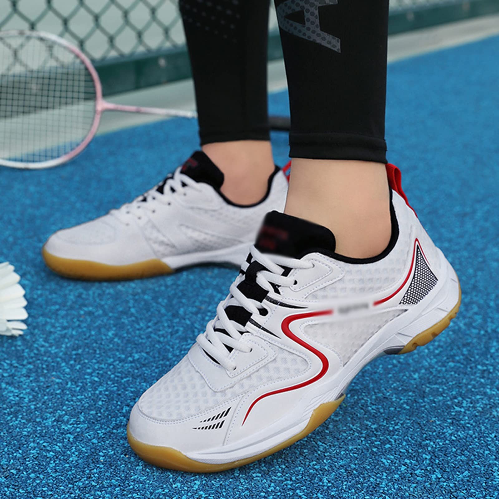 nike gum sole shoes for badminton