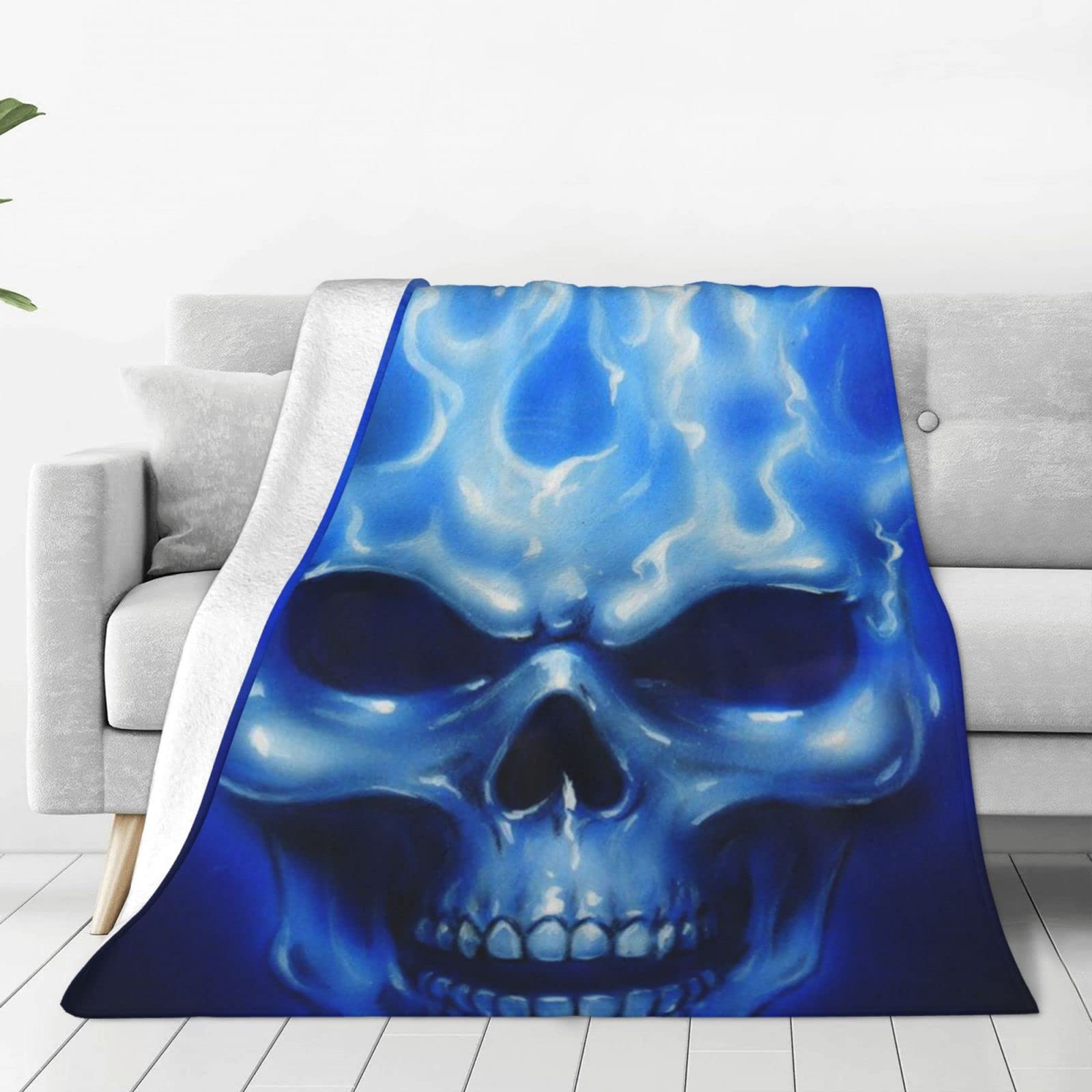 Plaid tête de mort bleu flamme en flanelle super douce idéal pour canapé et salon