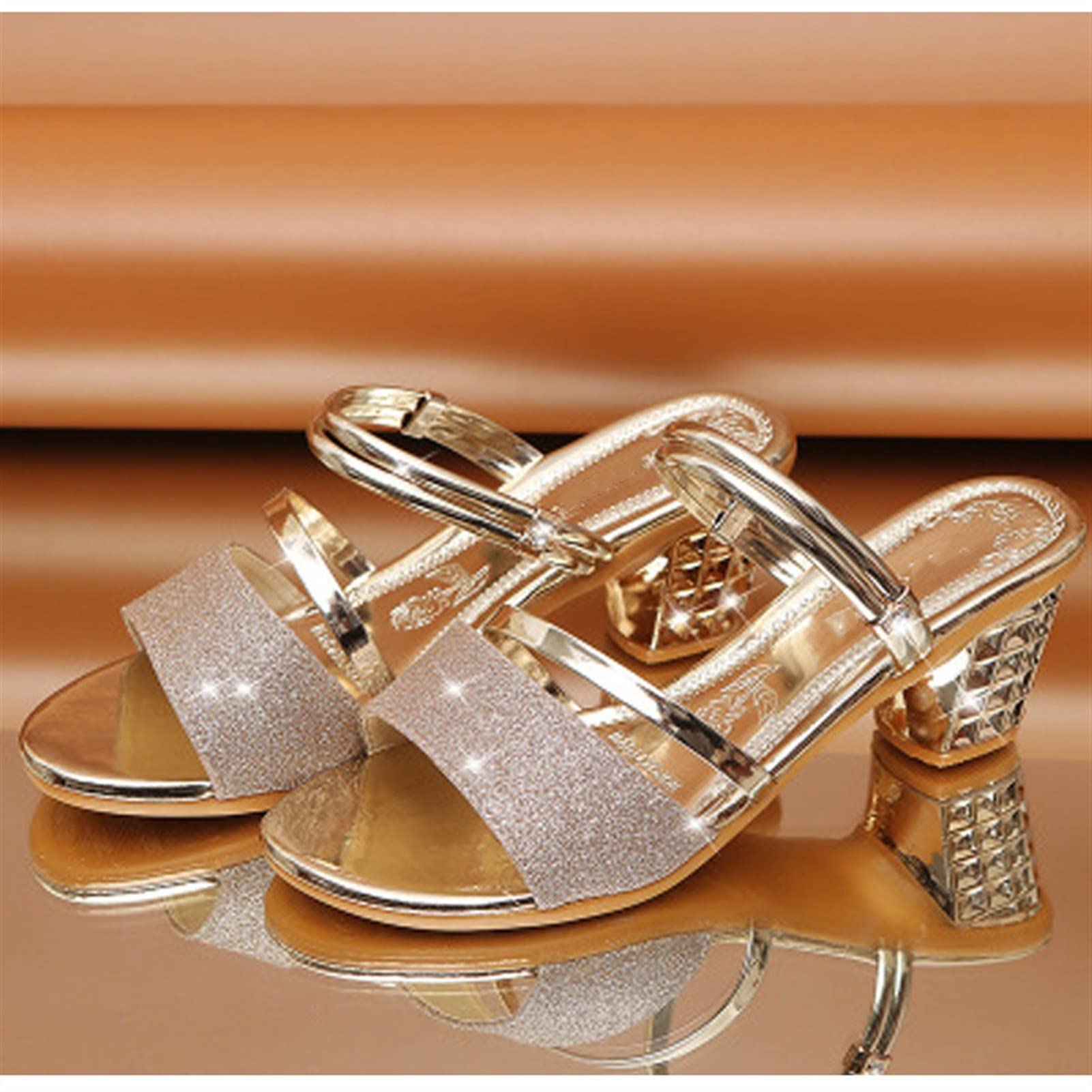 Dwufunkcyjne Kapcie Do Noszenia Na Zewnątrz Sandały Damskie Na Obcasie Domowe Kapcie Dla Kobiet Wsuwane Sandały Z Odkrytymi Palcami Modne Buty Na Co Dzień (Color : Gold, Shoe Size : 40 EU)