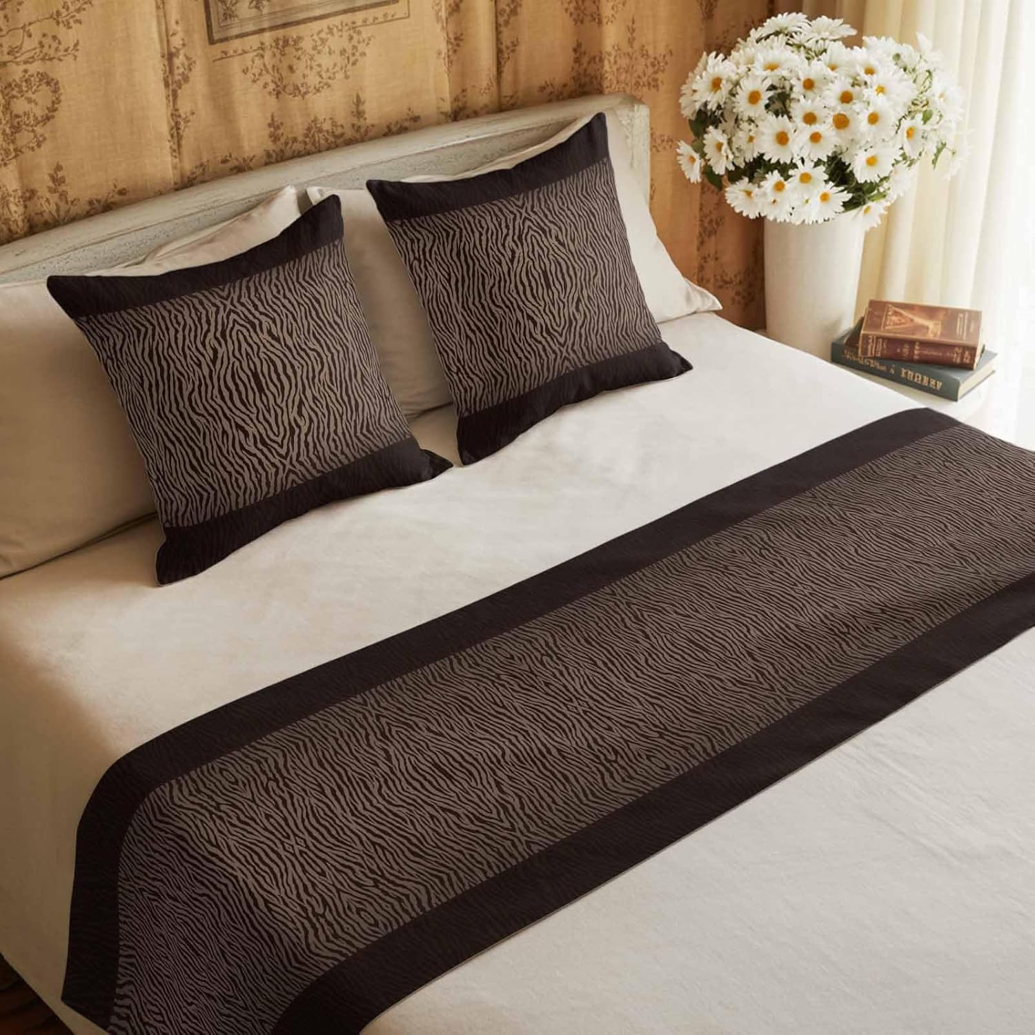 Brown Zebra Striped King Size Bed Runner and 2 Pillowcase Set Country Vintage Animal Skin Print Luxury Bedding Set Decorative Bed Scarves Throw Pillow Covers for Home Bedroom Hotel Guesthouse