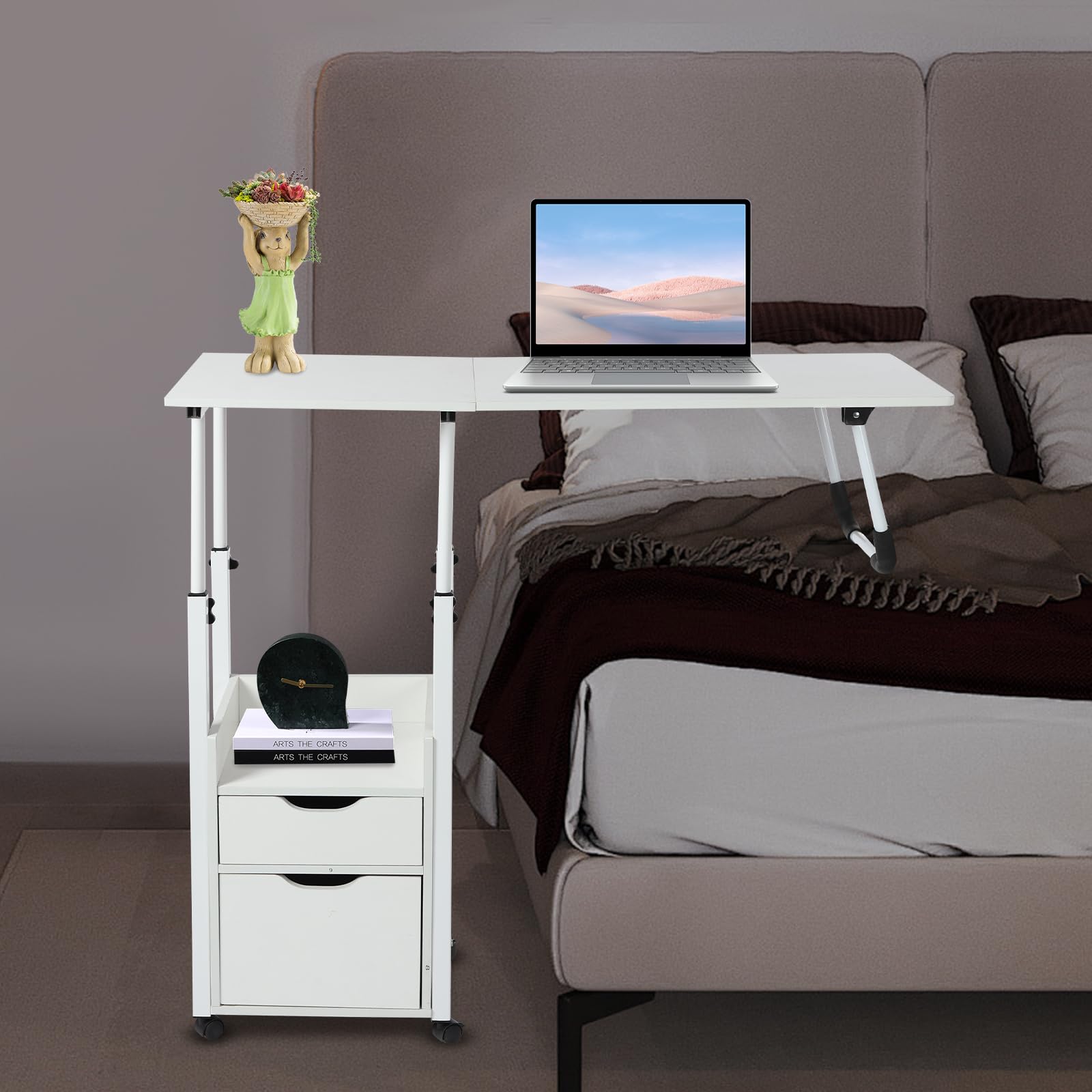 Betttisch mit Rollen und Bremse, Mit Schließfächern und Schubladen, Laptoptisch und klappbar, Beistelltisch für Bett und Sofa, 70-88cm Höhenverstellbar, Gesamtbelastbarkeit 20kg (Weiß)