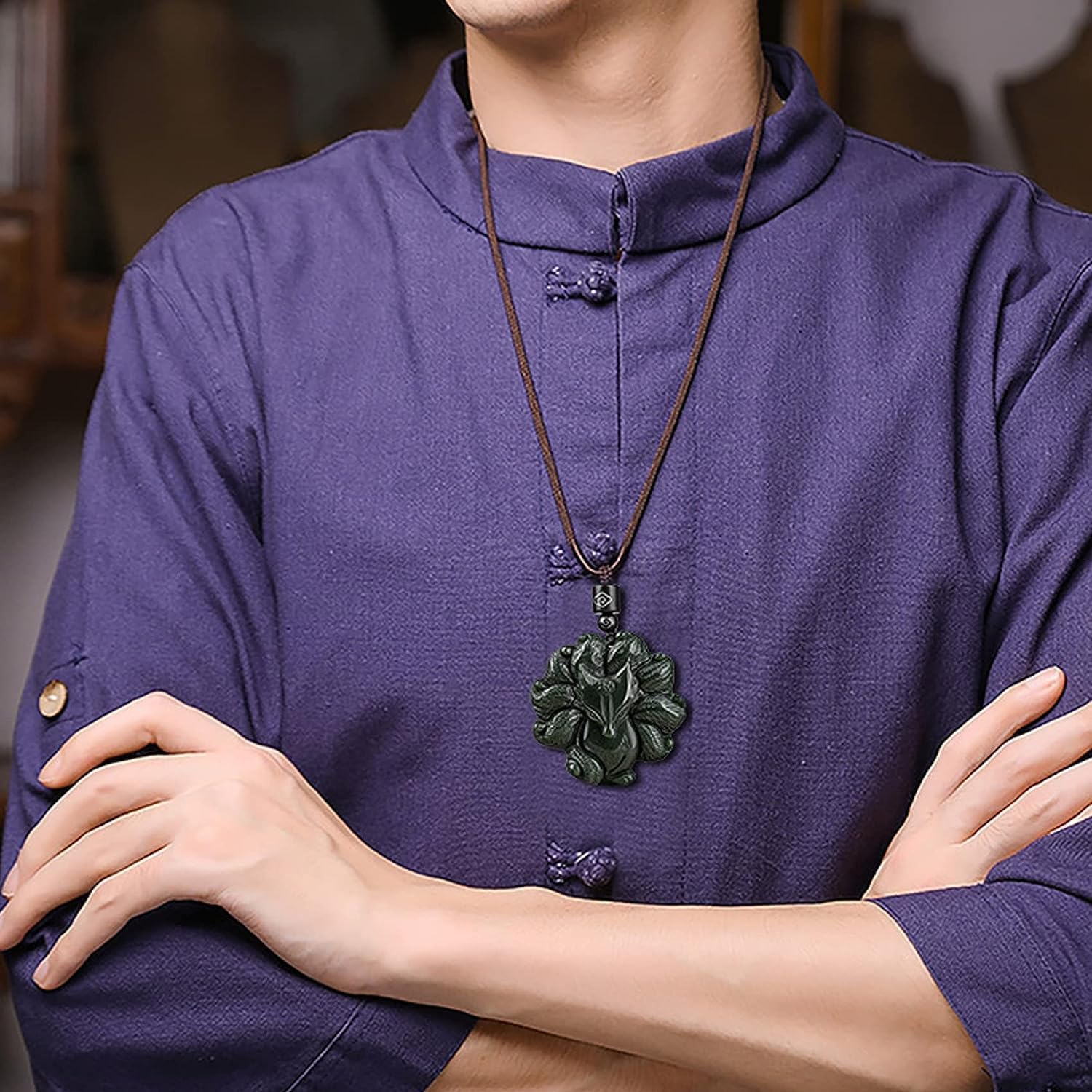 Wisiorek kryształowy naszyjnik ochronny amulet kamień szlachetny agat koralik ciemnozielony dziewięciogoniasty lis