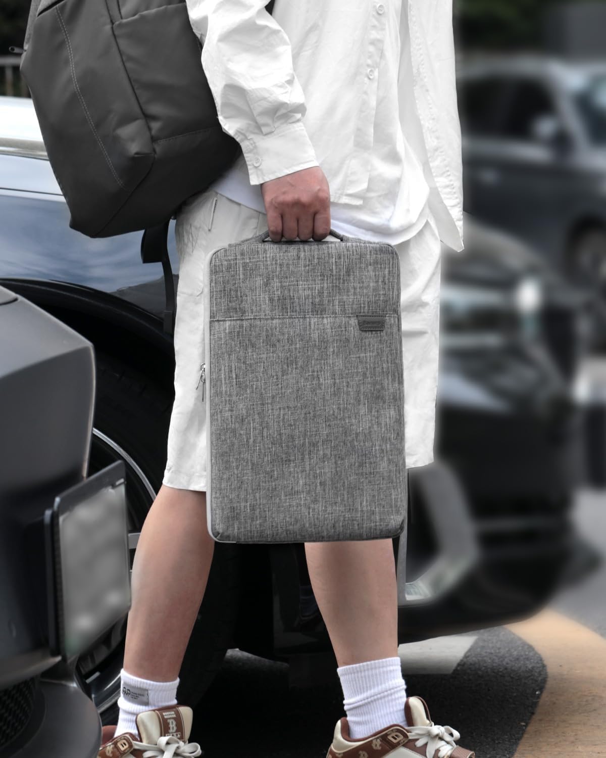 Funda para monitor portátil de 17.3 pulgadas con almacenamiento de accesorios | Funda para la mayoría de monitores portátiles de 17.3 pulgadas, resistente al agua, con bolsillo, (gris)