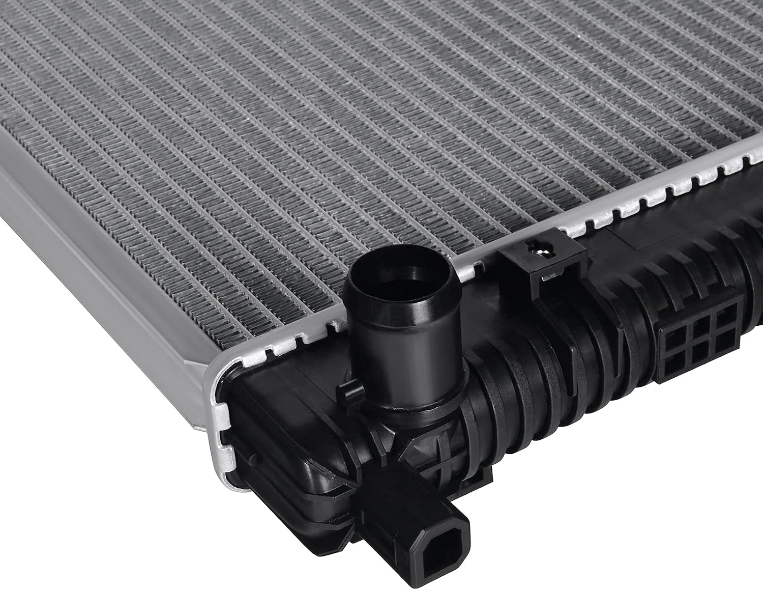 Radiator Fit for Chrysler 200 2.4L 2015-2017 for Chrysler 200 3.6L 2015-2017 for Jeep Cherokee 2.4L 2014-2018 OEM 13400