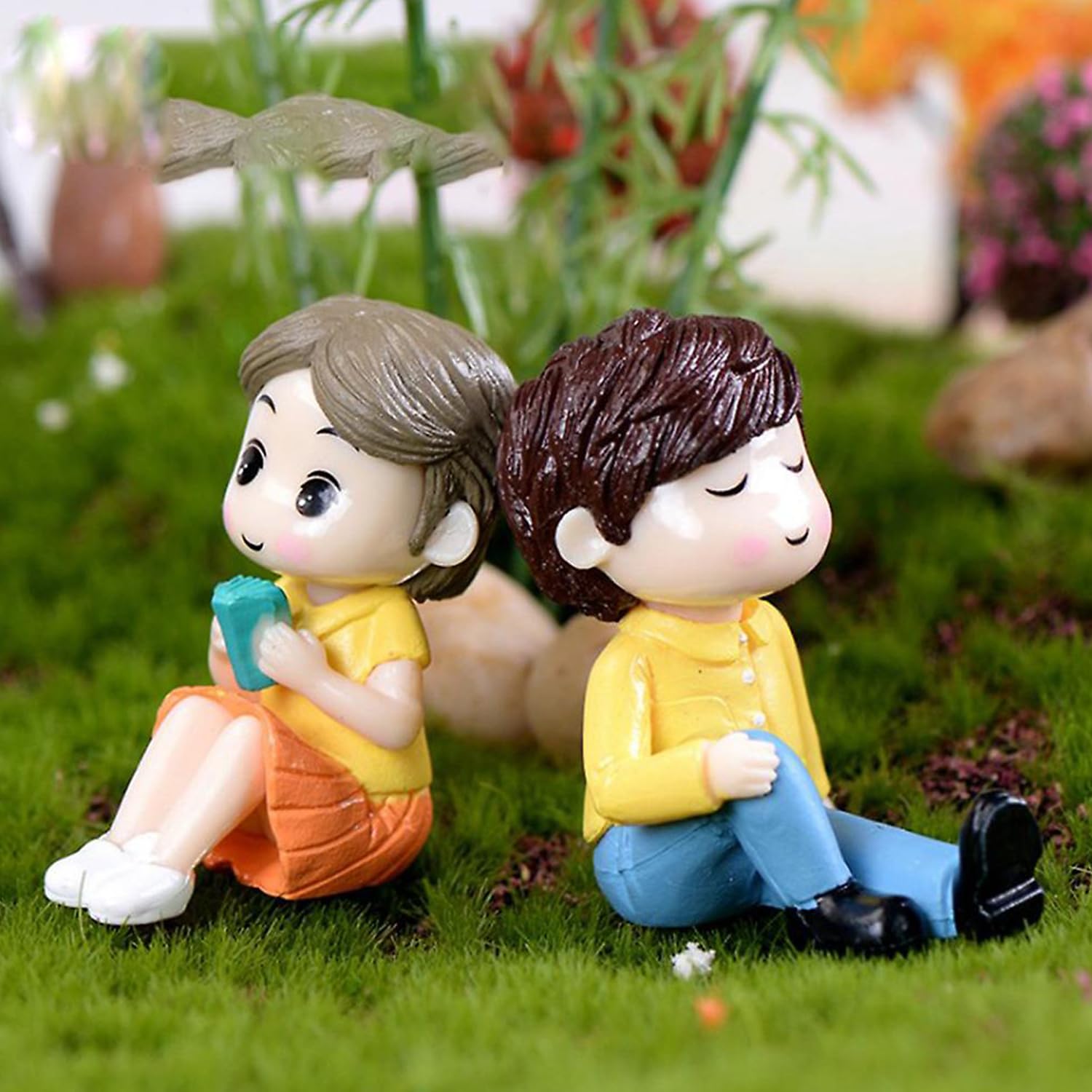 ascension 1 Set Mini Couples Gift for Girlfriend Boyfriend Figurines and Valentine Decoration Items Showpiece for Valentines Day Gift Miniature Set for Living Room Resin Love Cupid Miniature